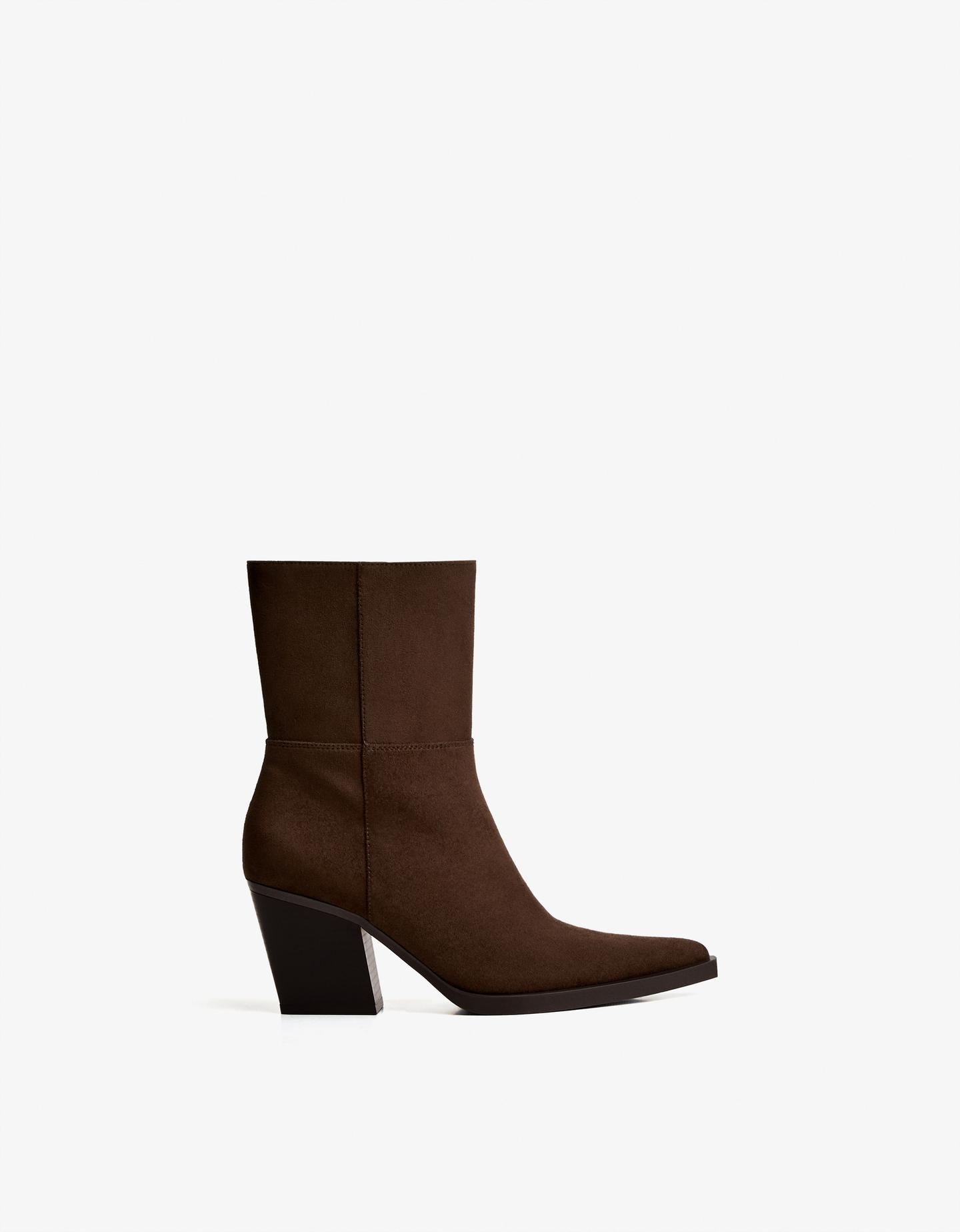 Bershka botki na obcasie w stylu brązowy