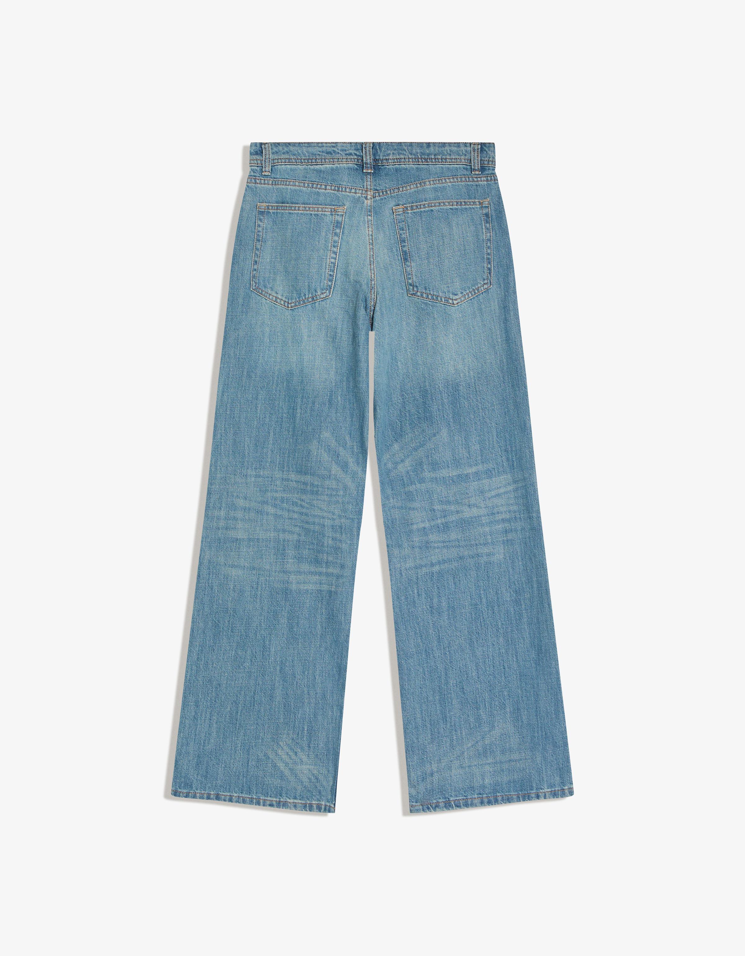 Mid-waist baggy jeans