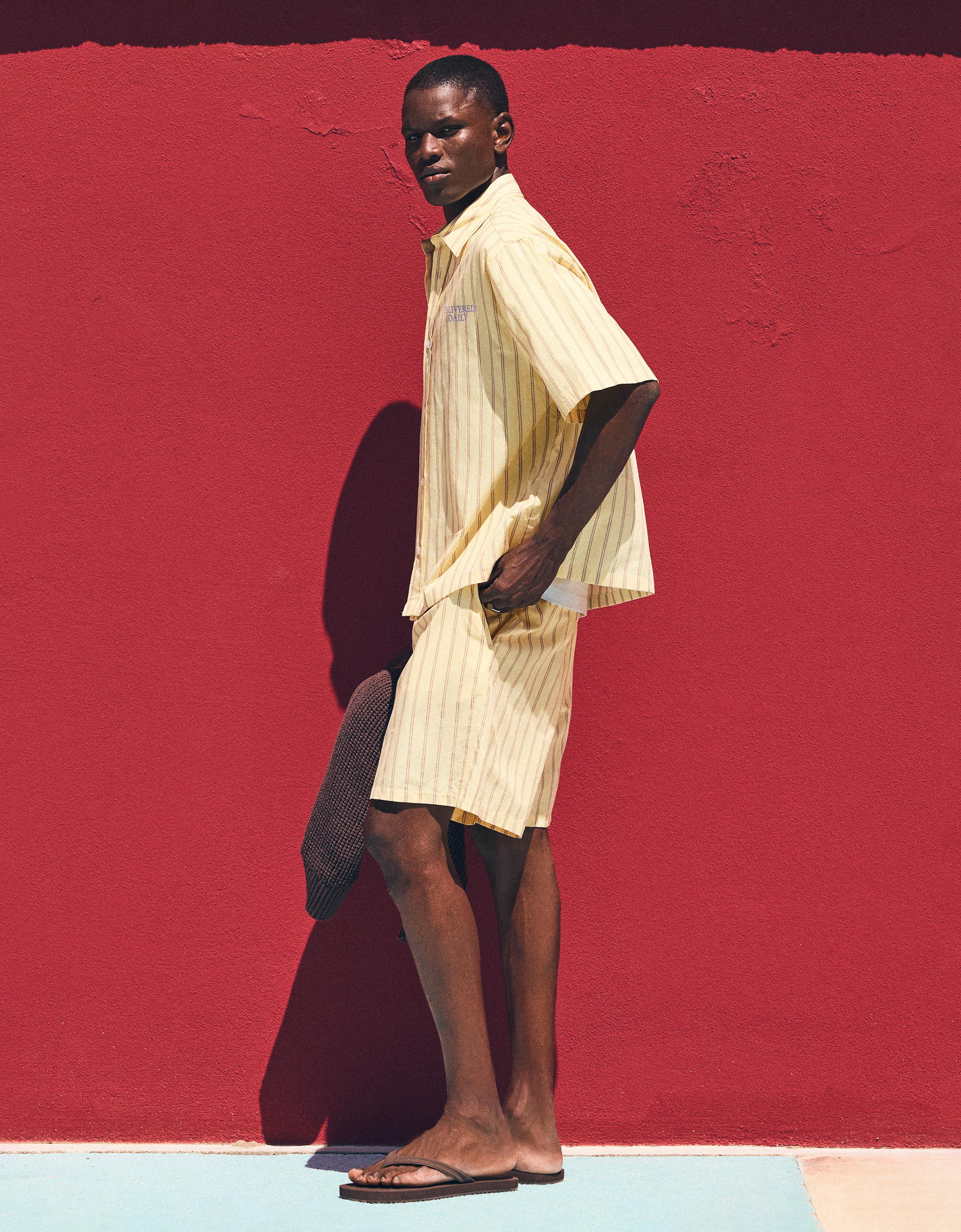 Elastic waist stripe Bermuda shorts — Yellow