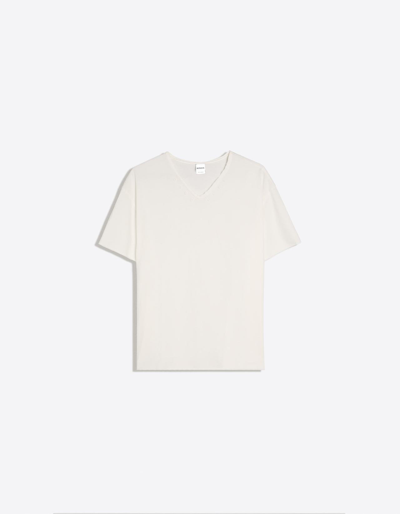 Short-sleeved V-neck T-shirt — White