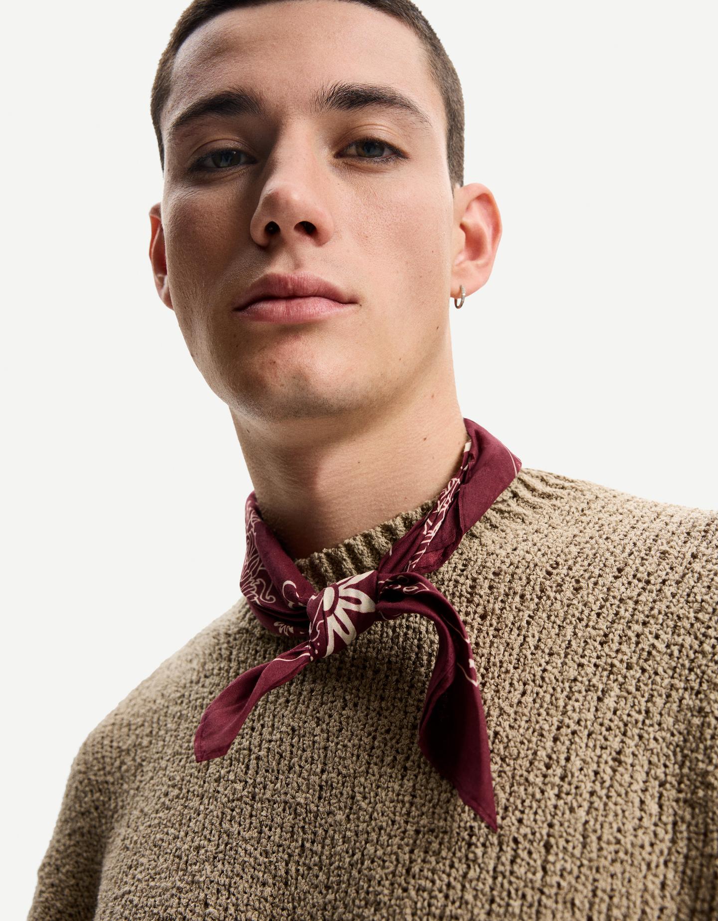 Bershka wzorzysta chustka bordowy