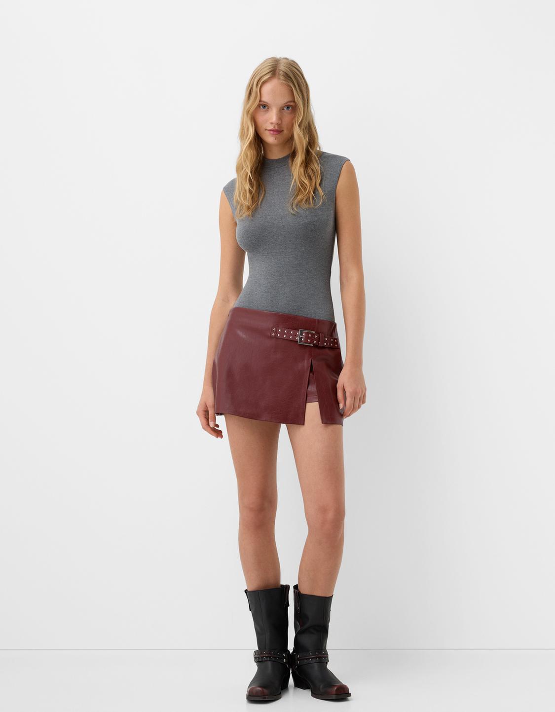 Leather effect mini skirt