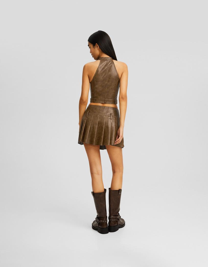 تنورة قصيرة من جلد صناعي بكسرات-بني-2