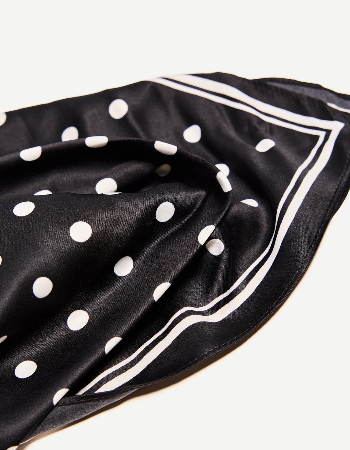 Polka dot neckerchief
