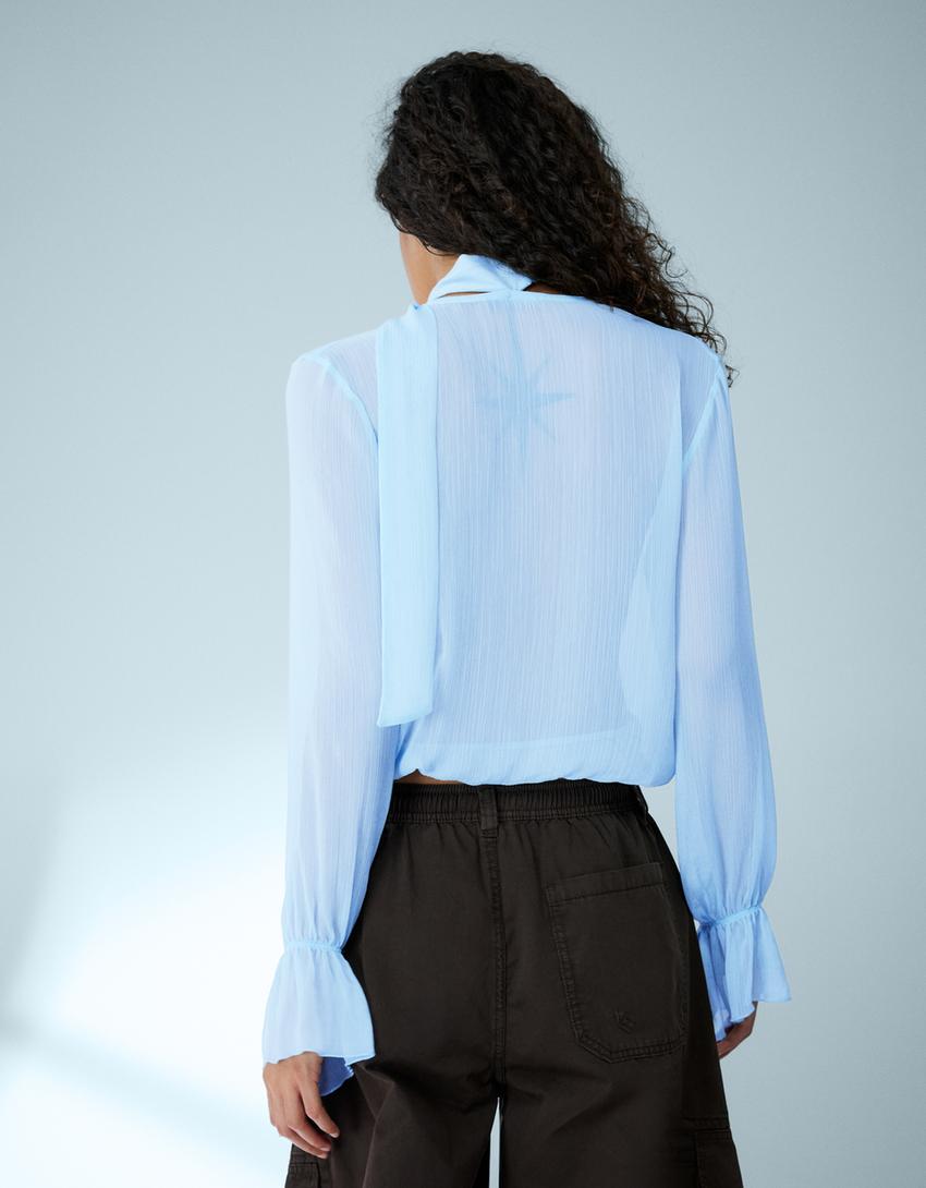 Blusa manga comprida cruzada lenço-Azul claro