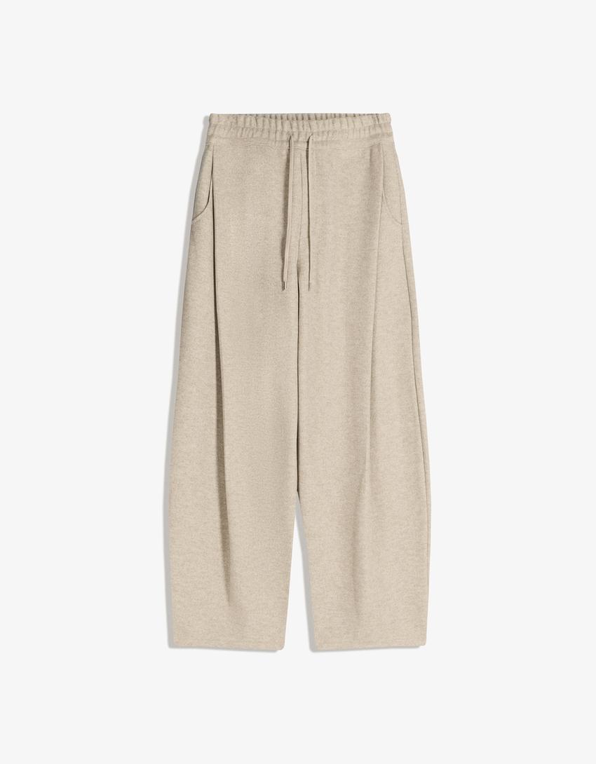 Balloon fit felt texture trousers with darts-Sand