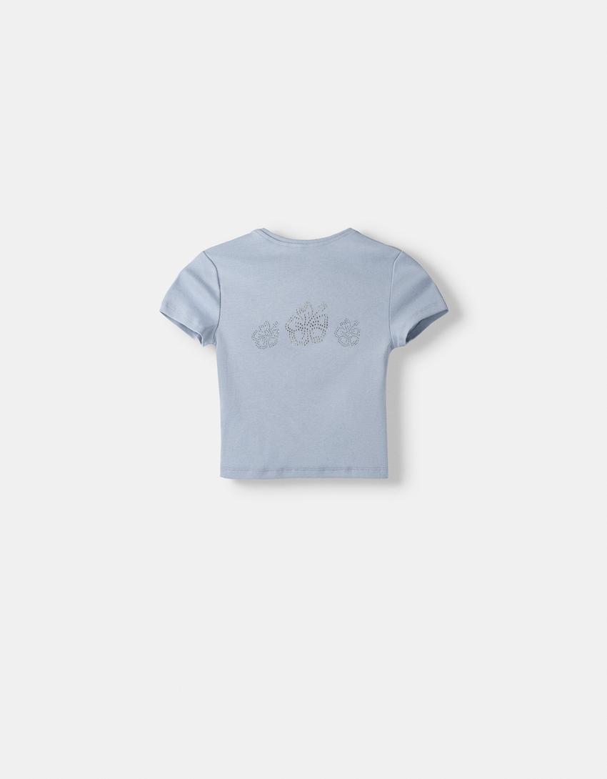 Cropped T-shirt with open back and rhinestones-Light blue