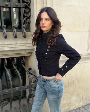 Tailored blazer with button detail — Black 1