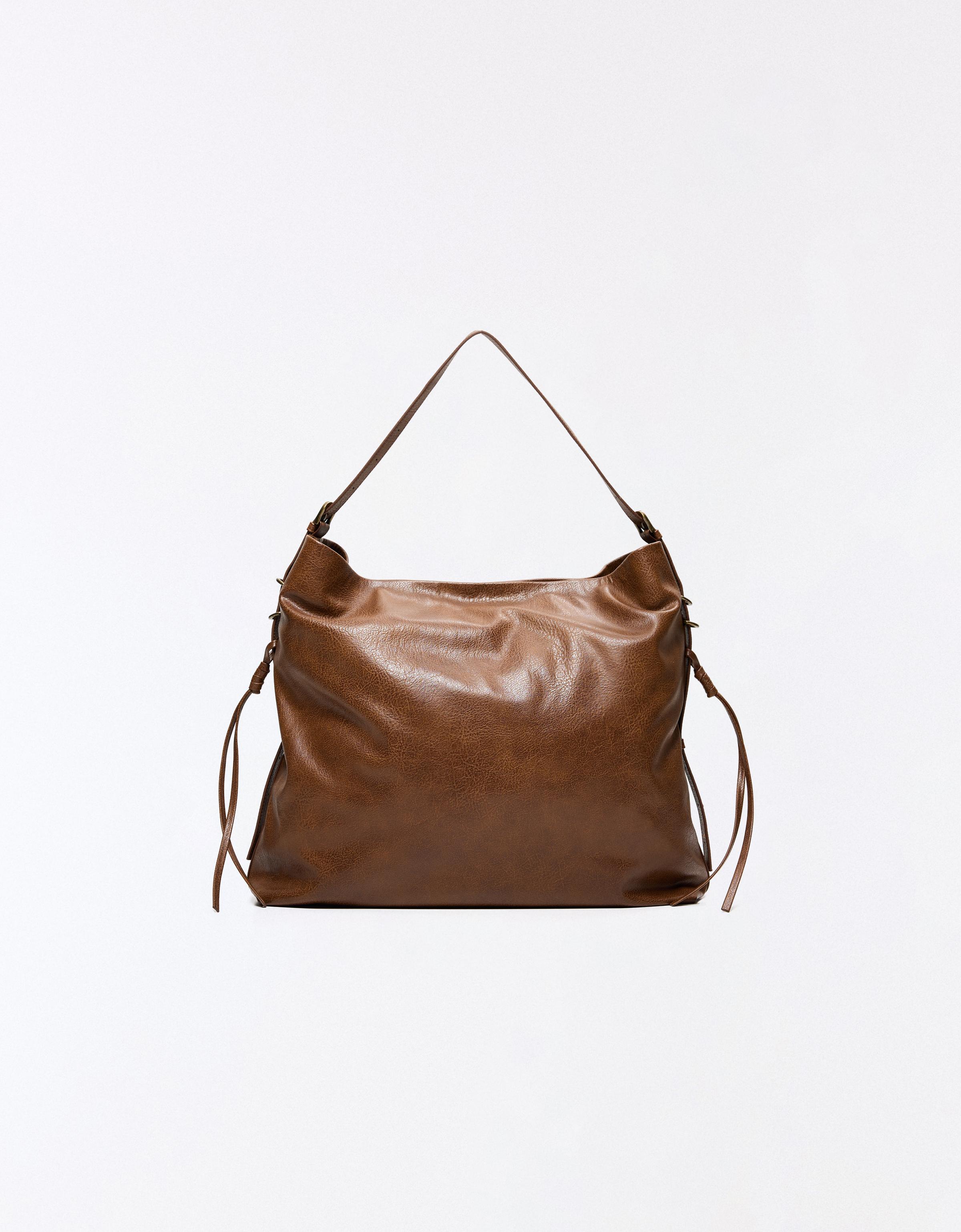 Bucket bag with details — Brown