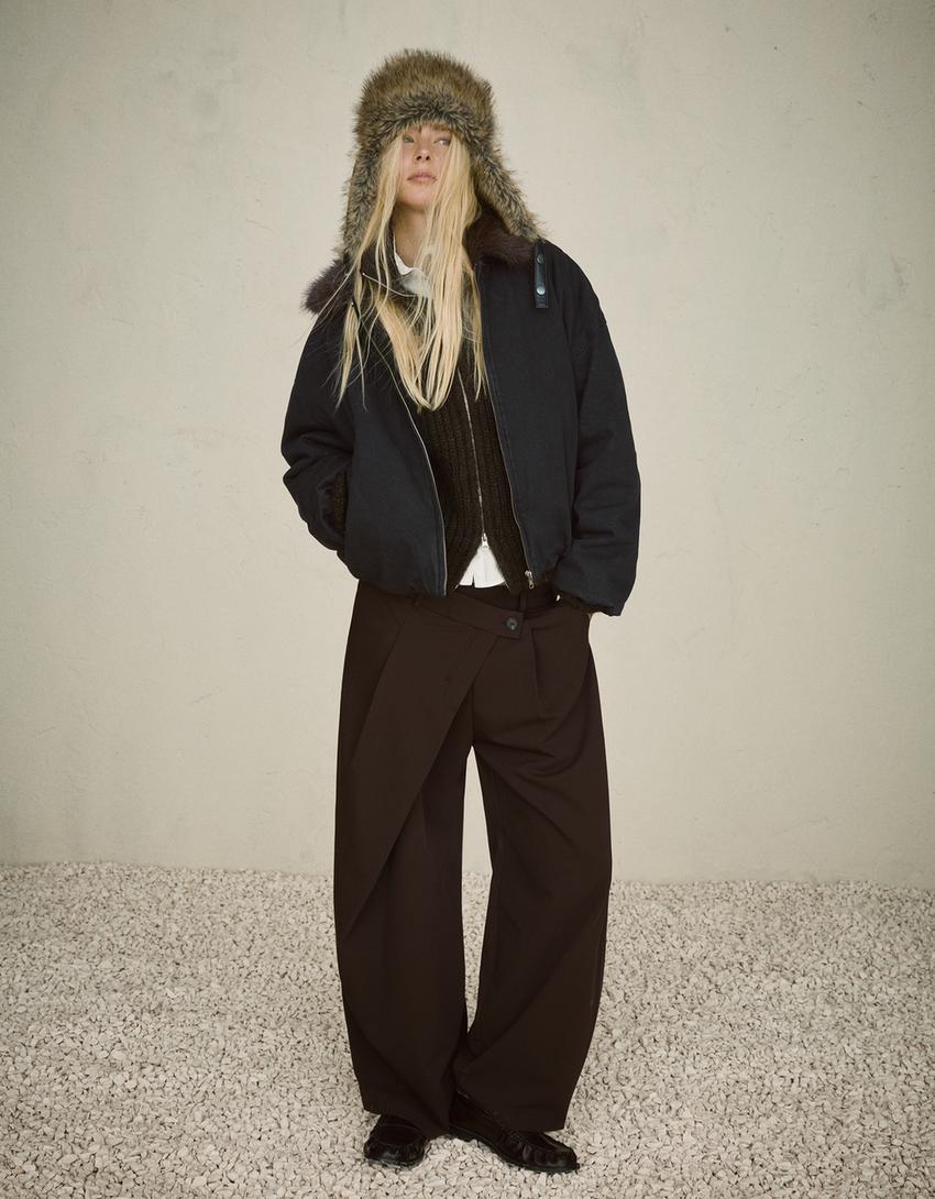 Casaco denim gola efeito de pelo-Preto
