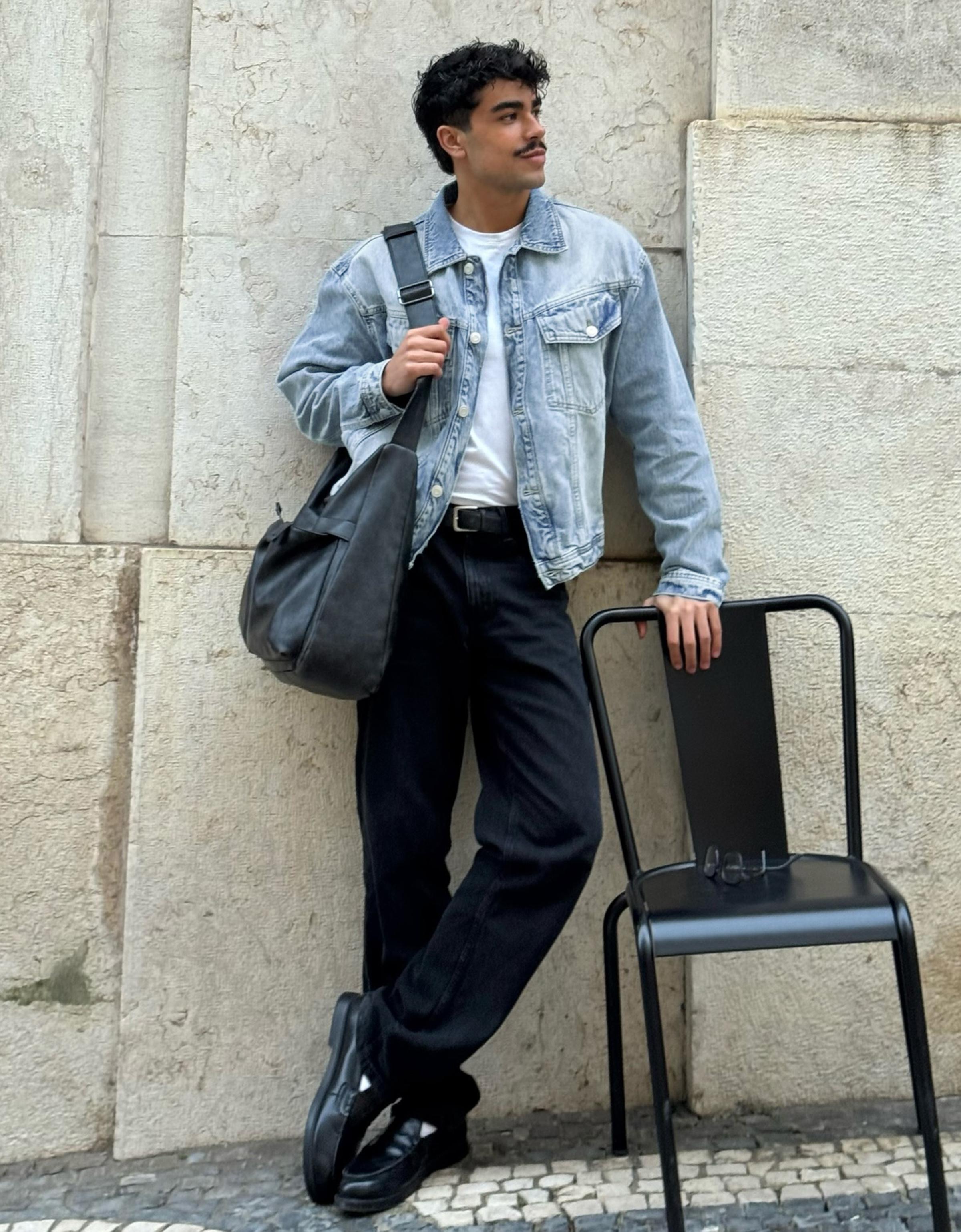 Denim jacket — Light blue