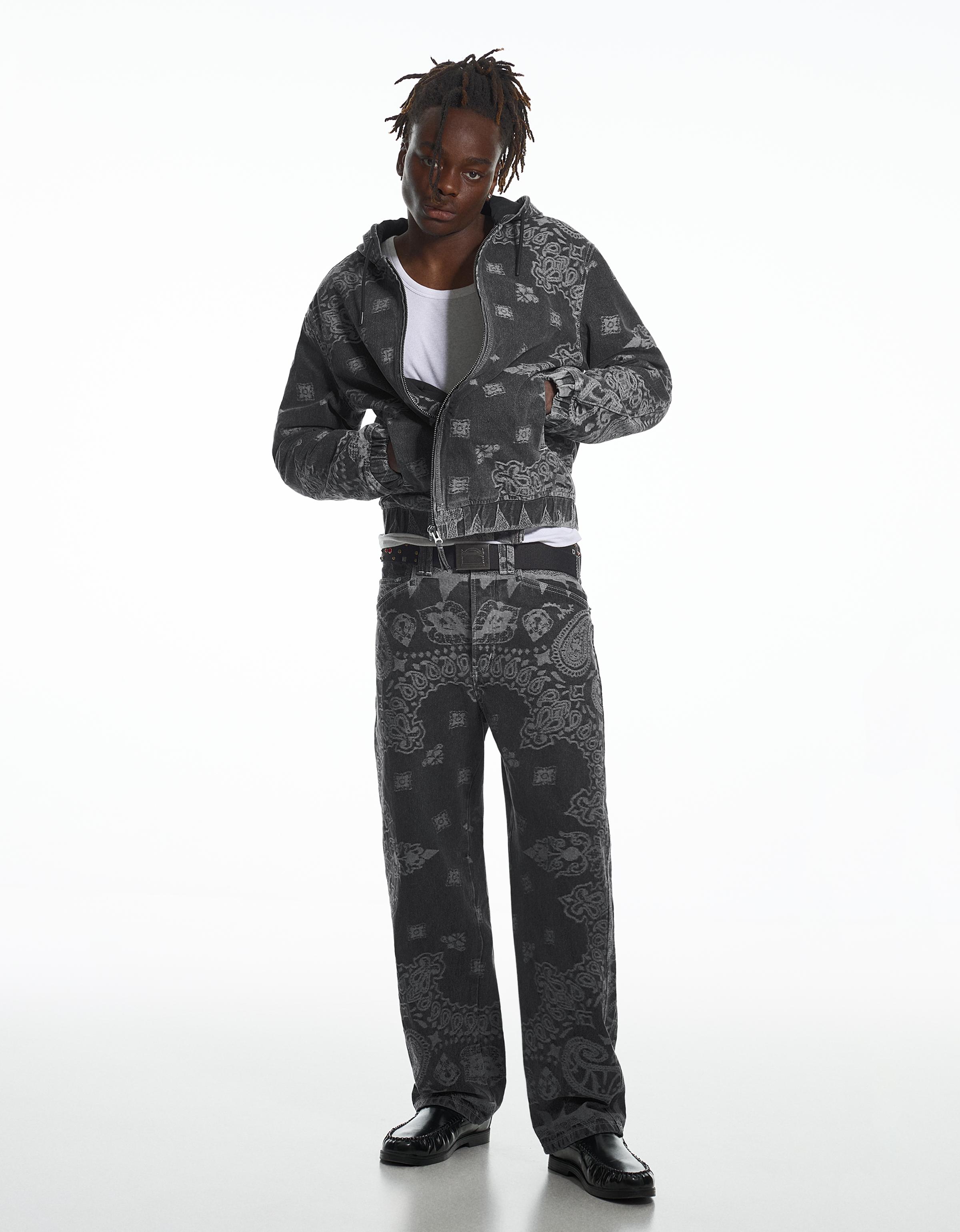 Bershka Jeansy Z Nadrukiem Aries X Bershka Mężczyzna 40 Czarny