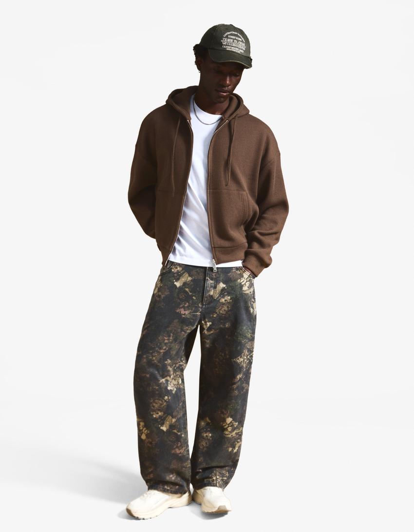 Pantalón superbaggy estampado-Caqui