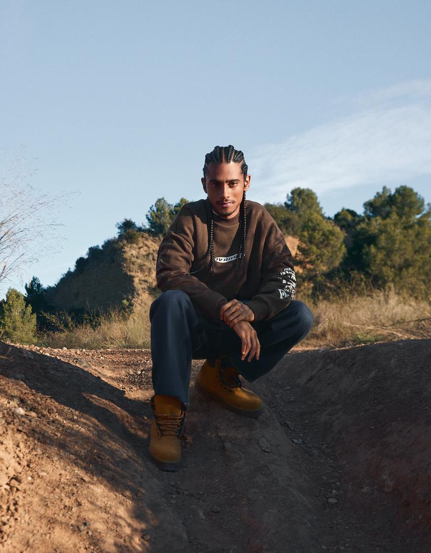 Oversize baskılı sweatshirt-Kahverengi