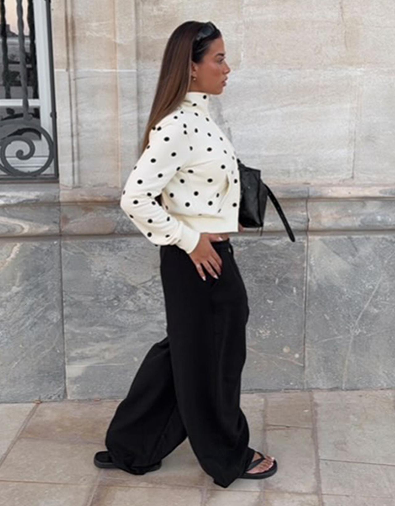 Plush barrel trousers with stoppers — Black