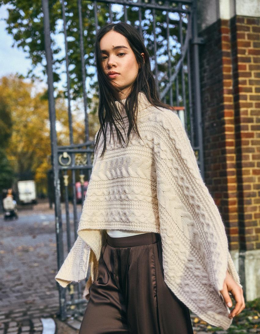 Pull cape col montant torsadé-Sable