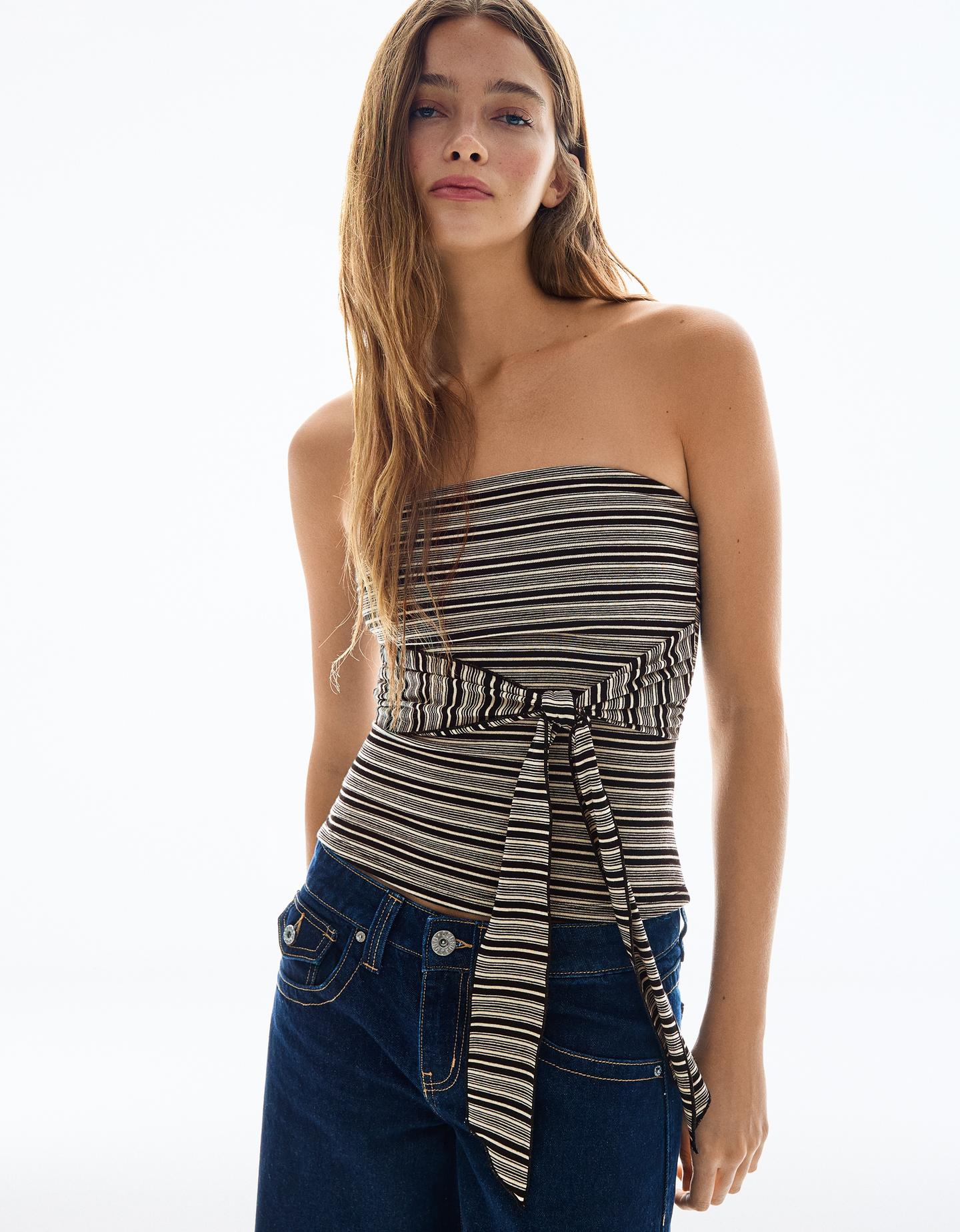 Bershka top bandeau z kokardą biały / czarny