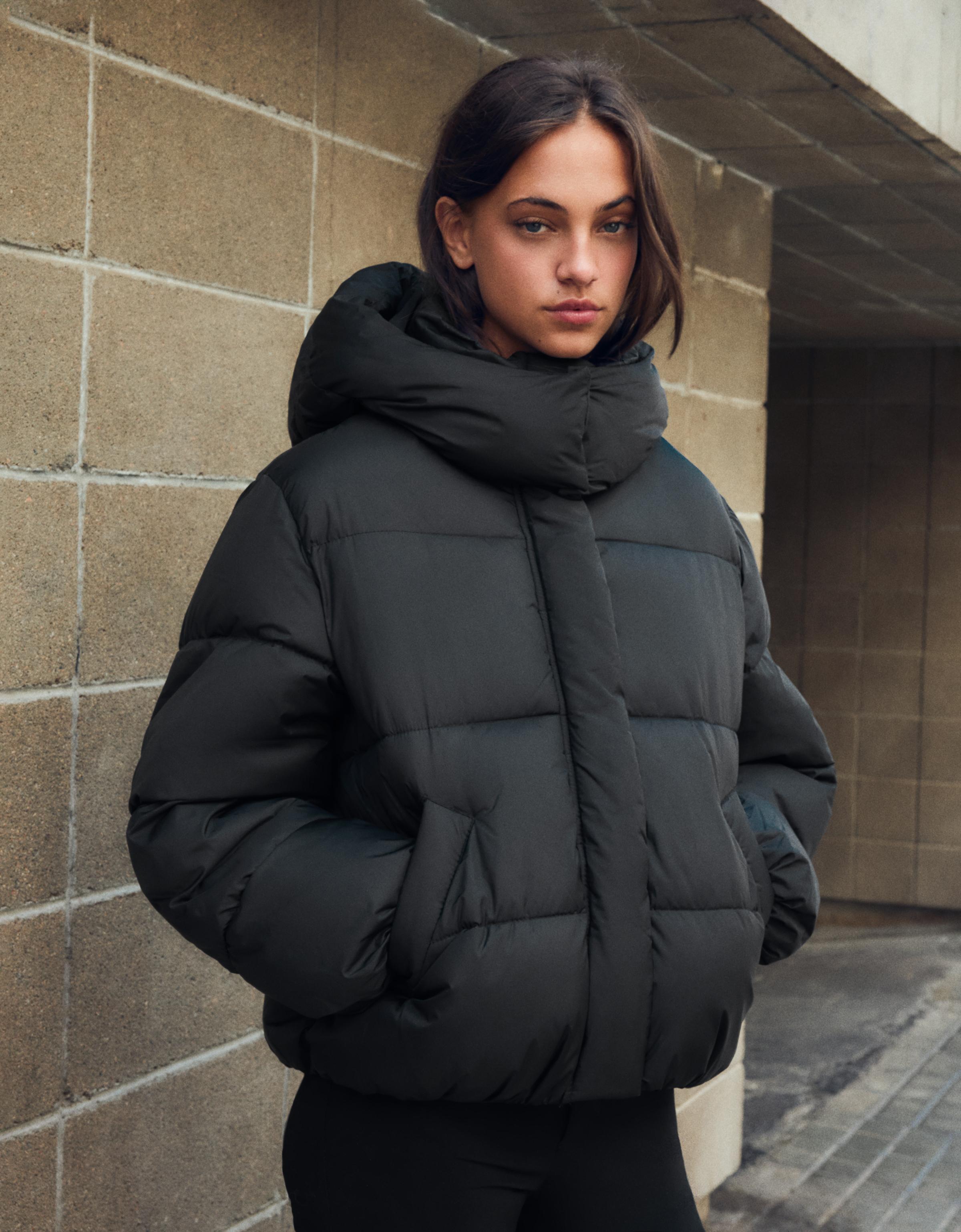 Bershka Oversize kapüşonlu şişme ceket