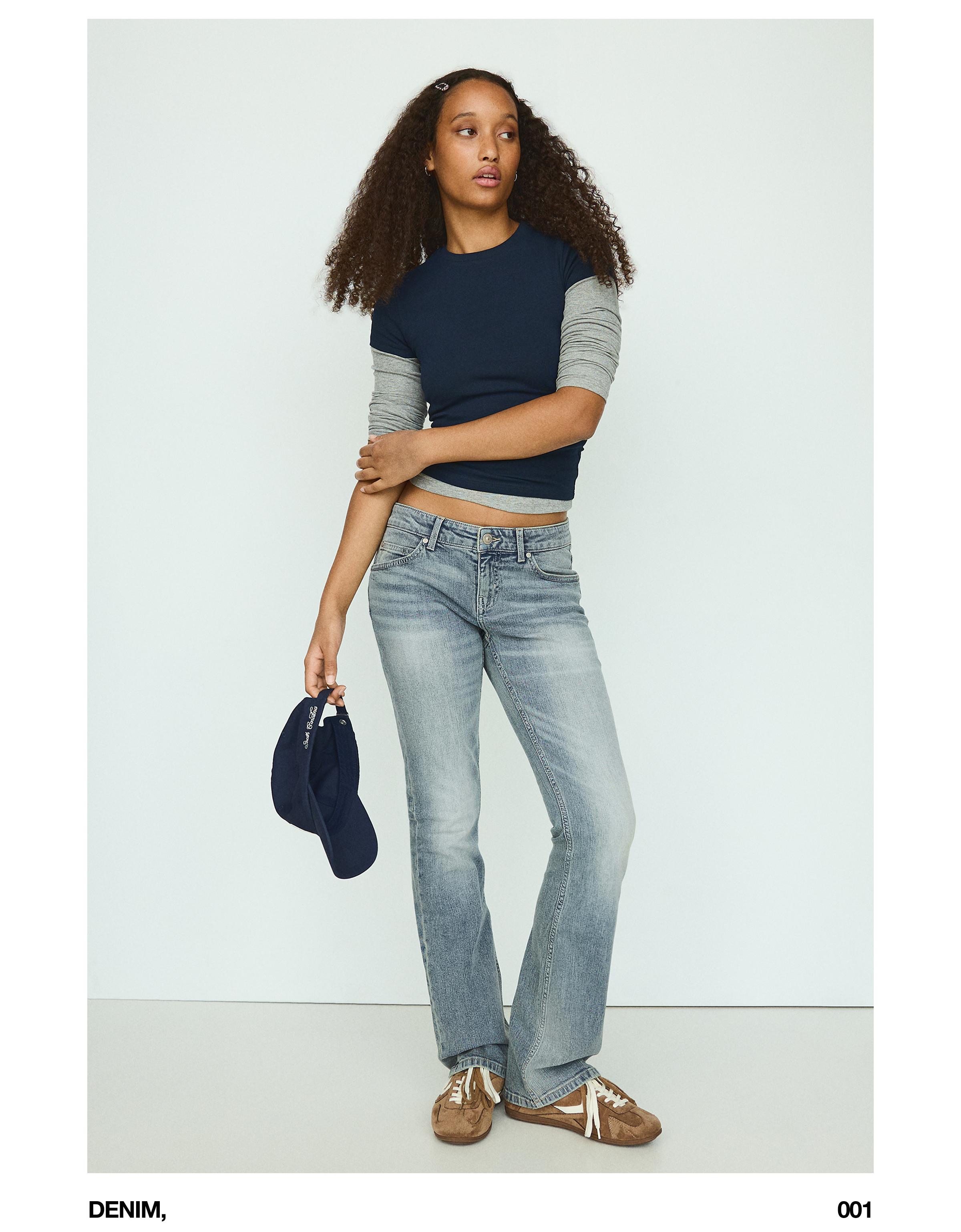 Low-rise slim fit boot-cut jeans — Light blue