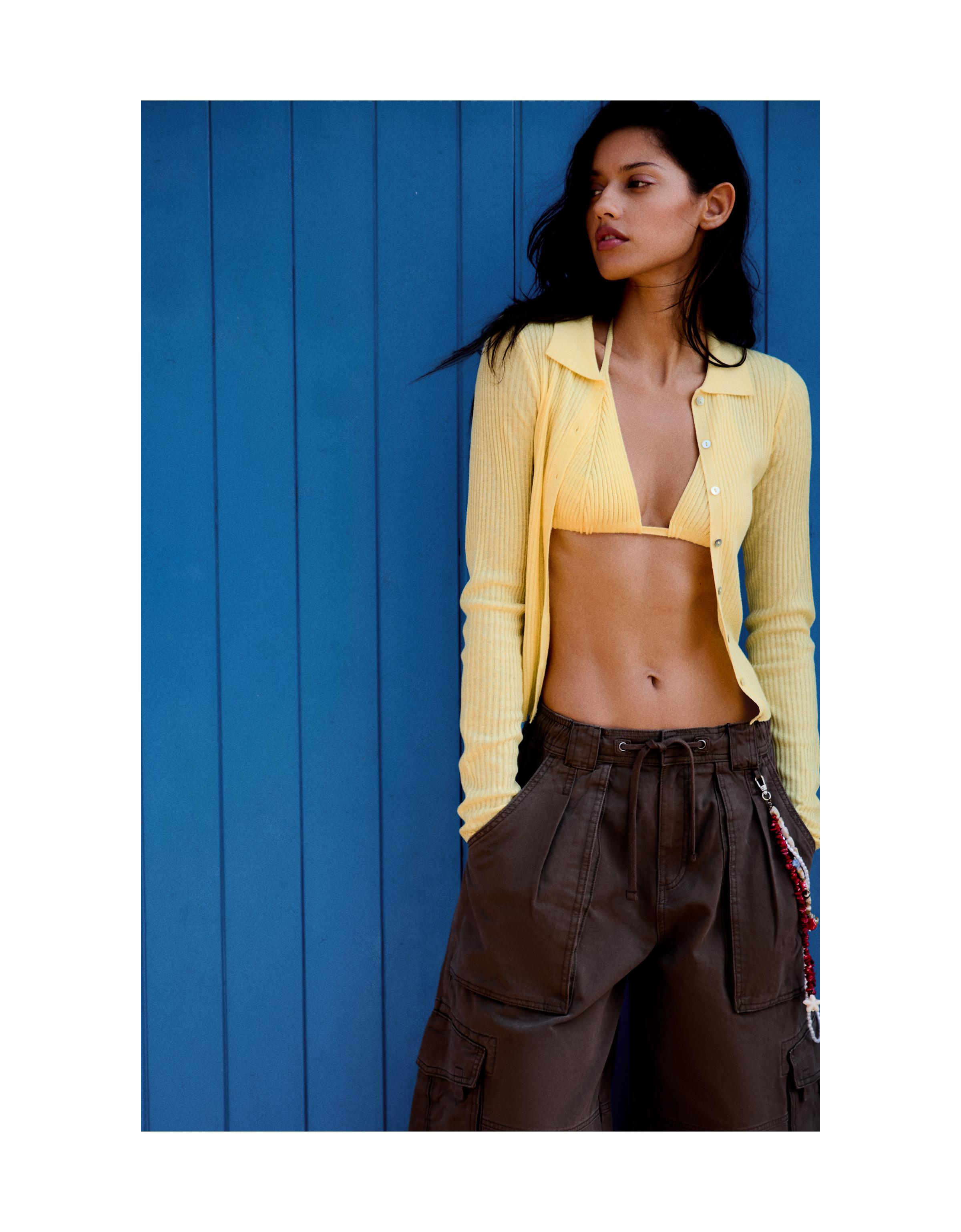 Fine knit polo collar cardigan — Yellow