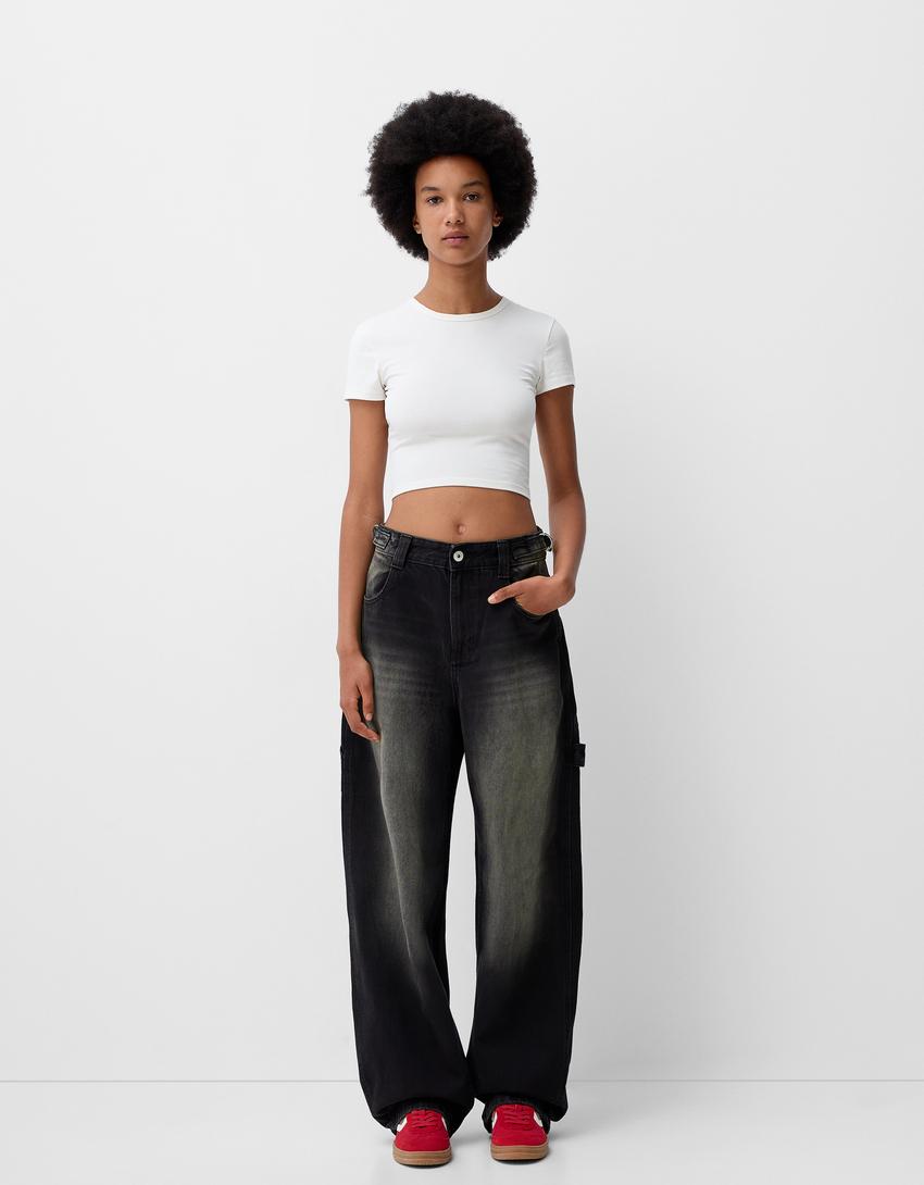 Adjustable balloon fit carpenter jeans Women Bershka