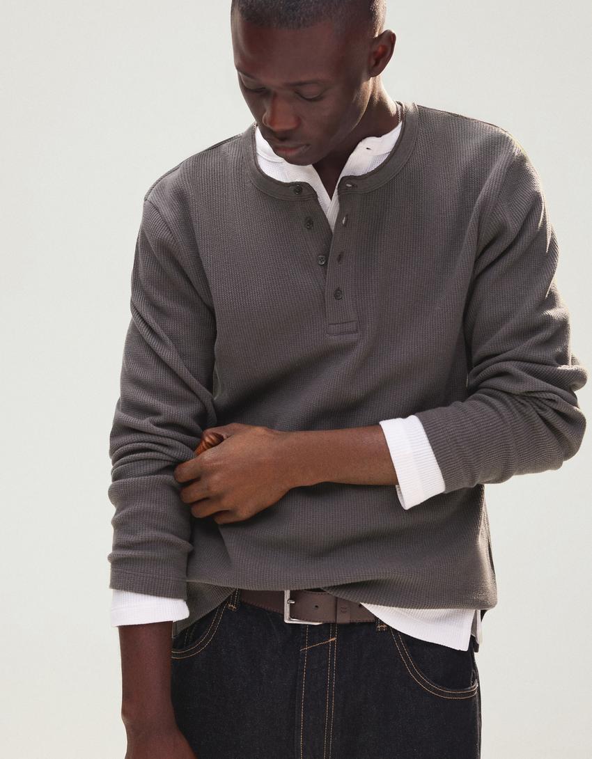 Kaus henley lengan panjang slim fit-Abu-abu gelap