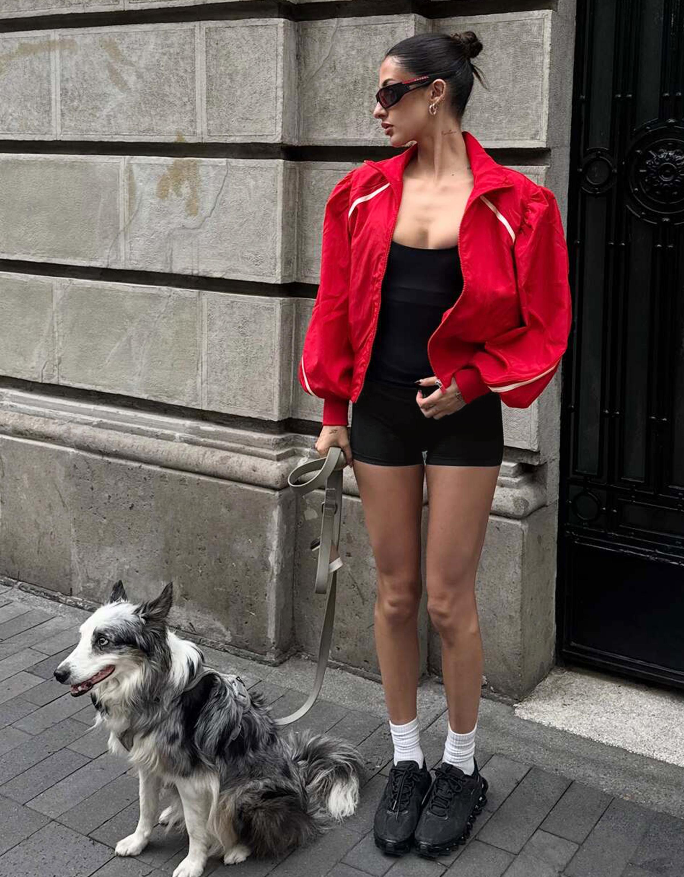 Bershka Kontrast biye ve büzgü detaylı ceket görsel 5
