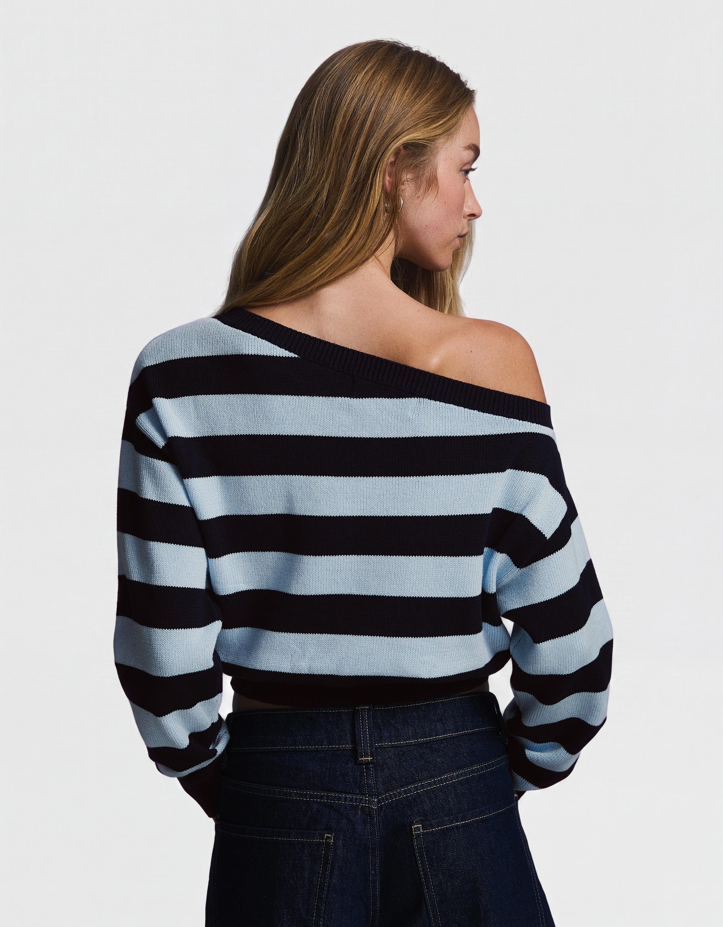 Bear embroidered boat neck jumper — Blue