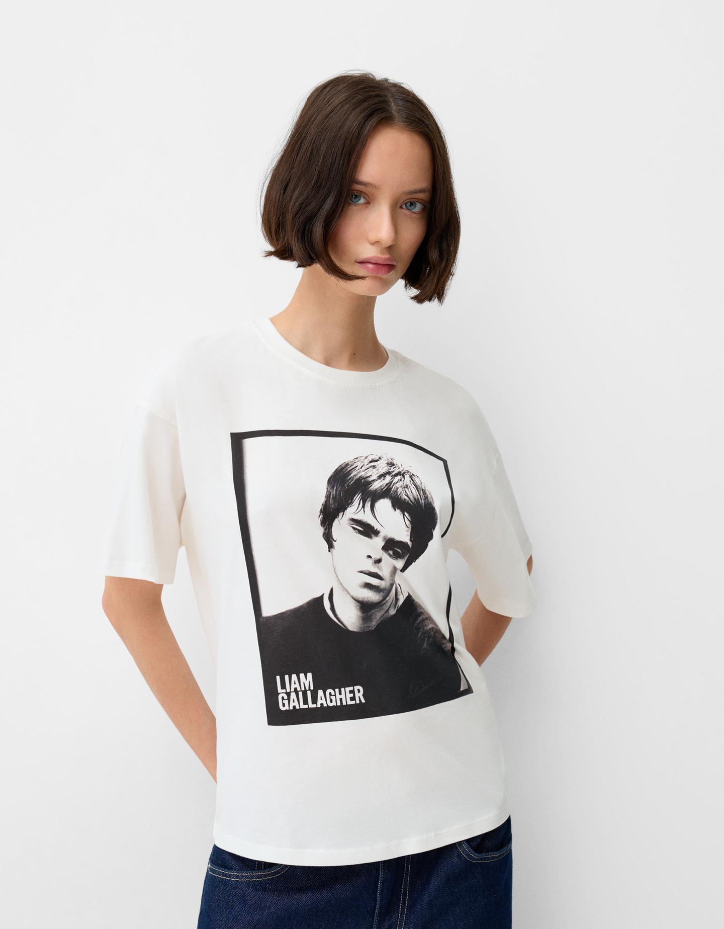 Bershka Camiseta Lian Gallagher Manga Corta Mujer S Blanco