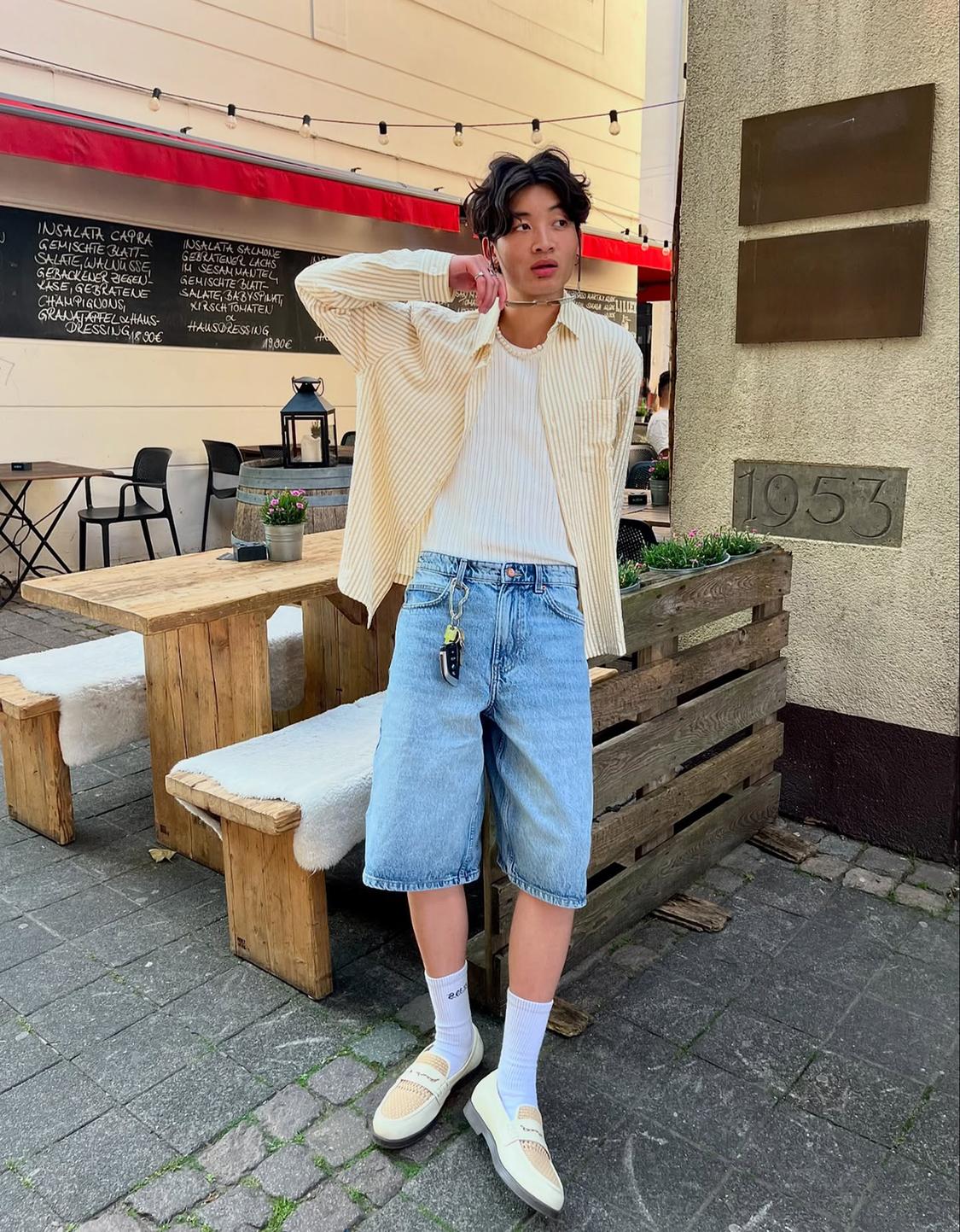 Baggy denim Bermuda shorts