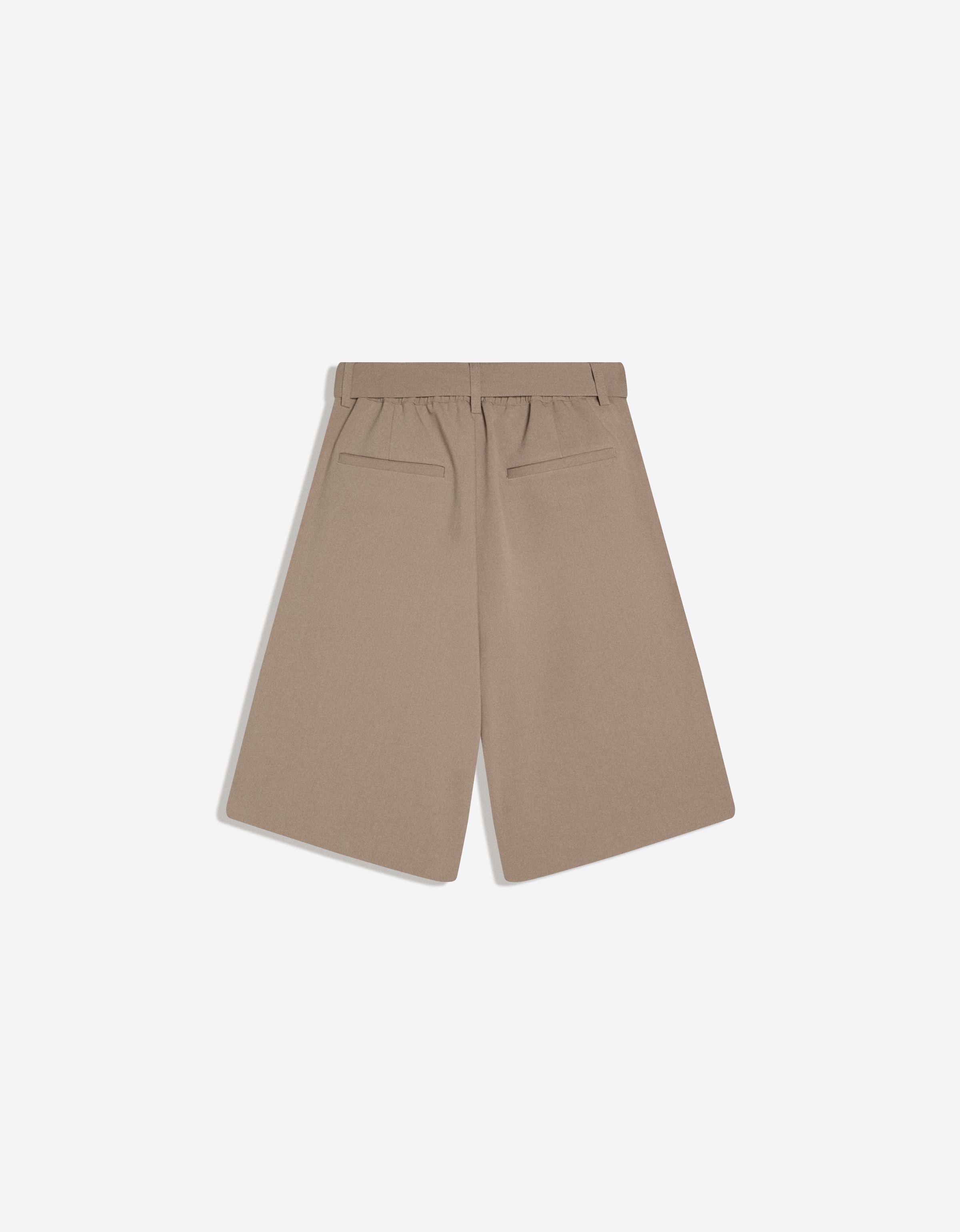 Wide-leg Bermuda shorts with belt — Sand