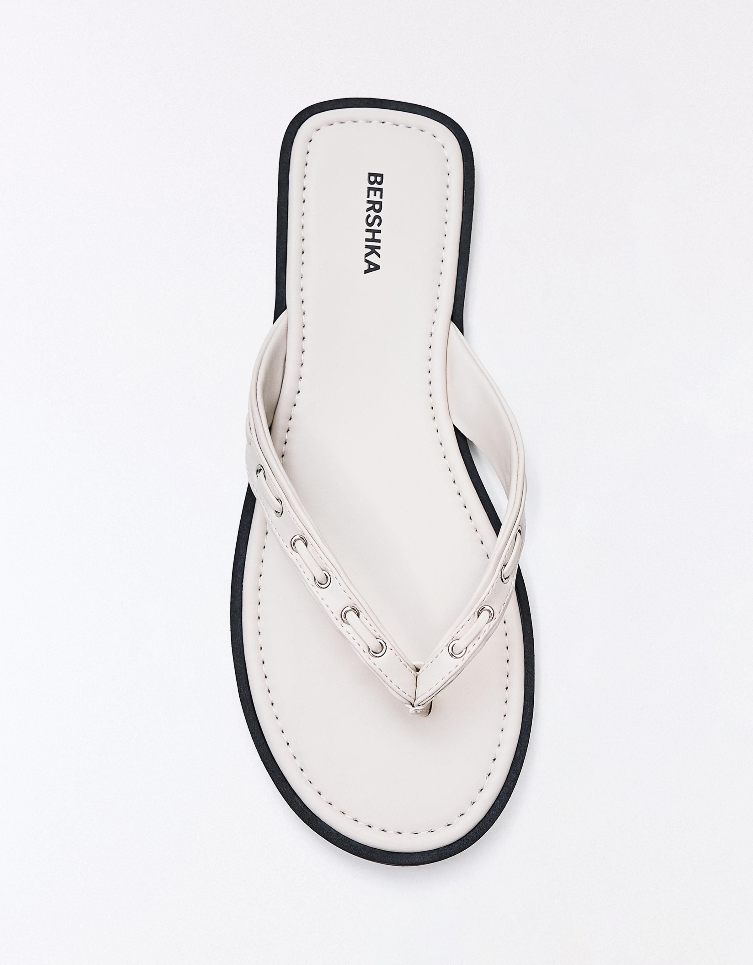 Studded flat slider sandals — WHITE