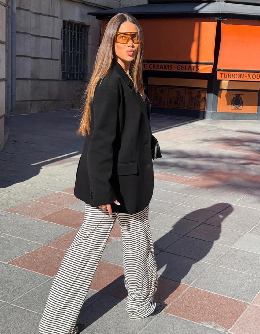 Calças straight fit estampado riscas-Marinho