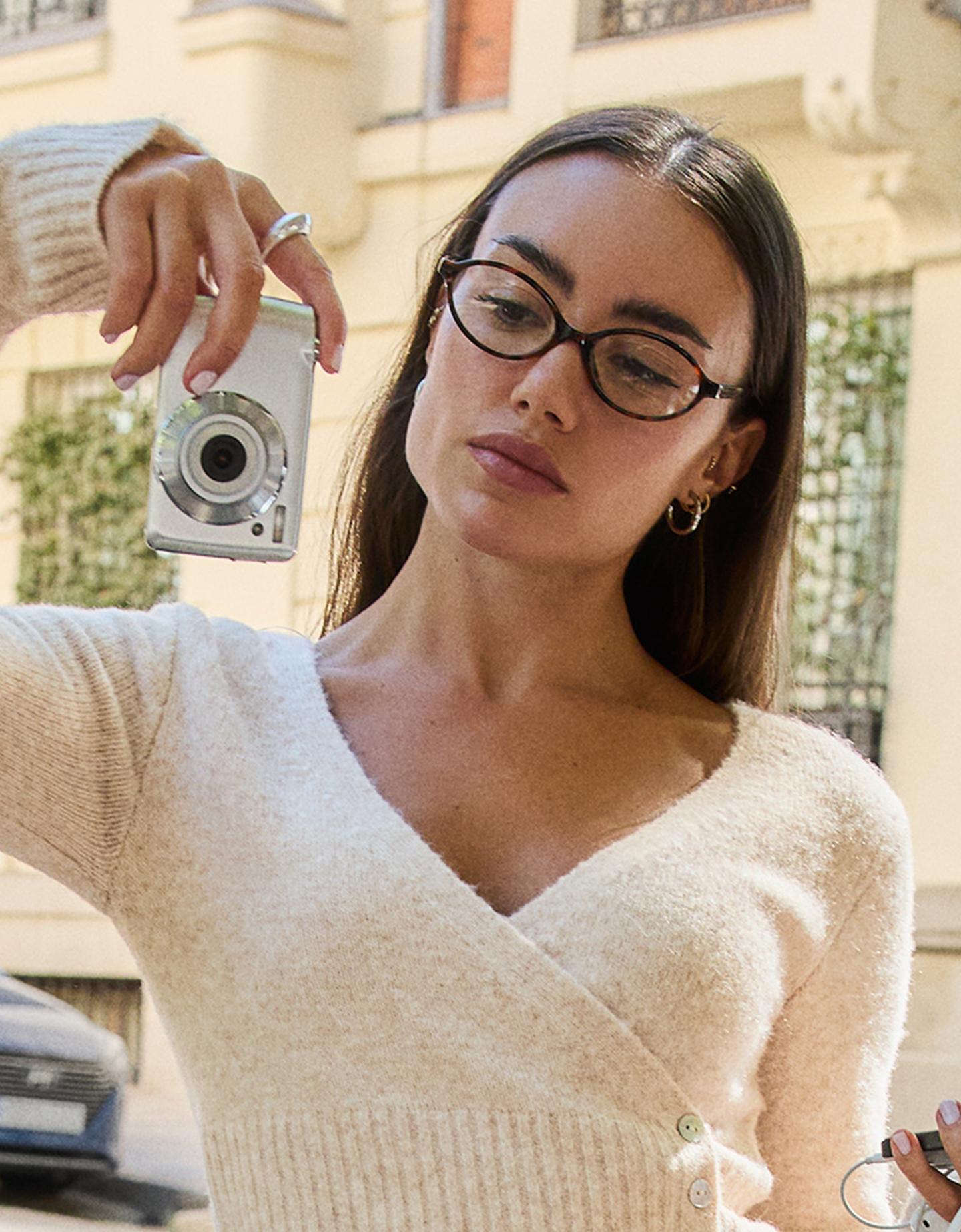 Bershka owalne okulary z tworzywa brązowy