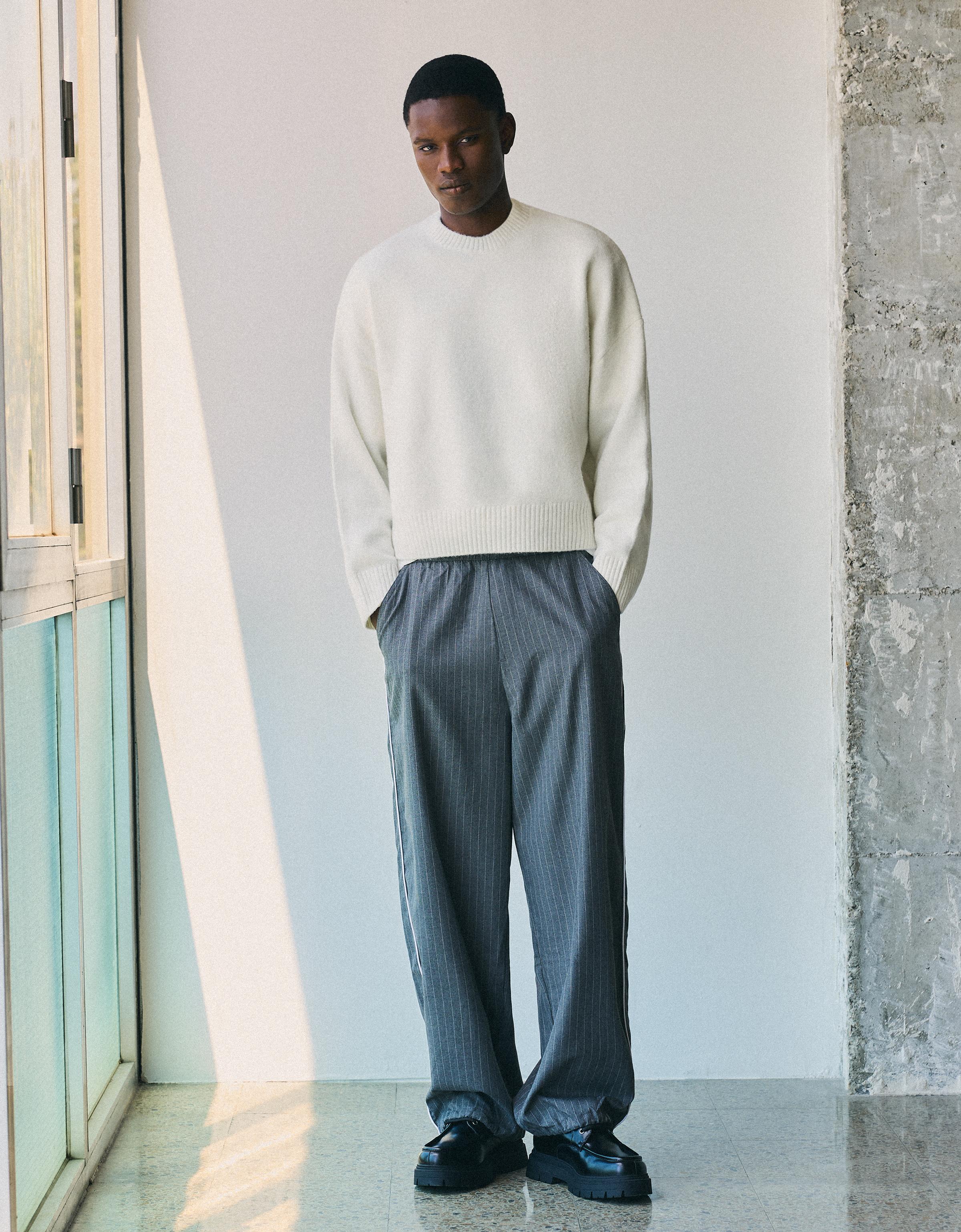 Boxy round neck jumper — White