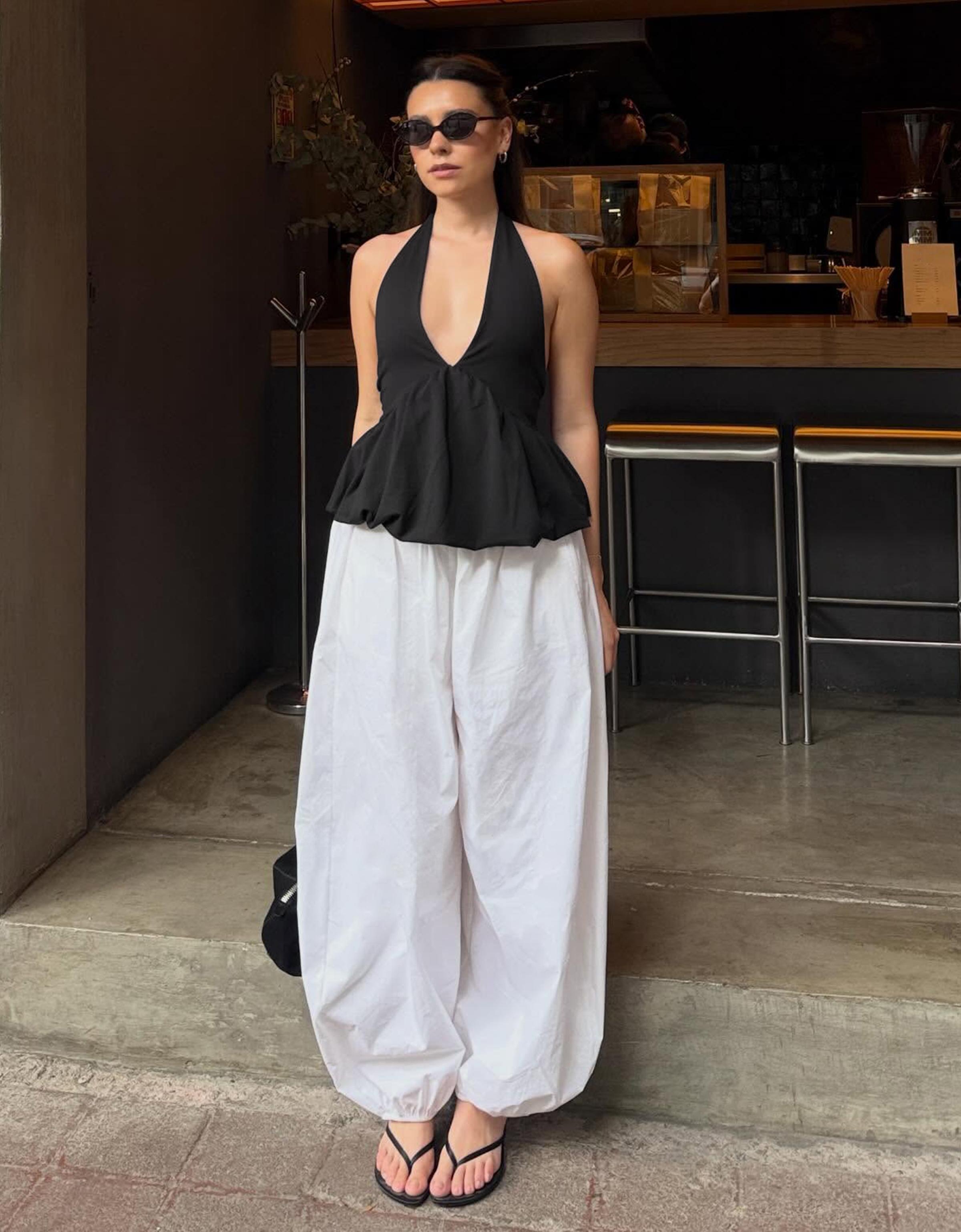Halter top with balloon effect - #bershkastyle - Women | Bershka