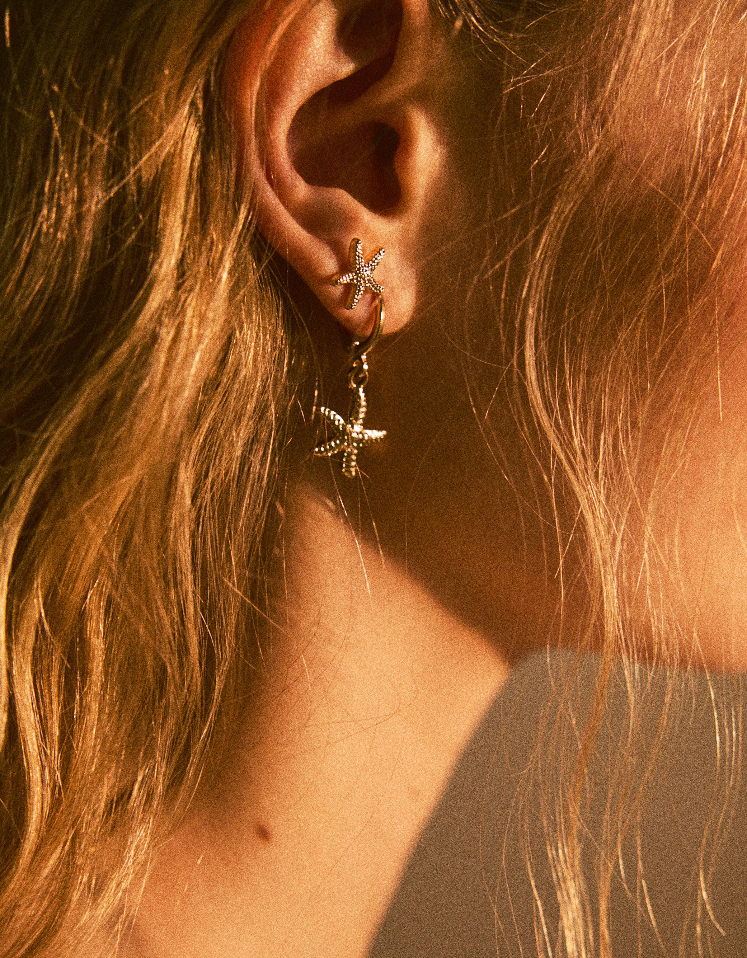 Bershka 9er-Pack Marineblaue Ohrringe Mit Rundausschnitt Damen Gold