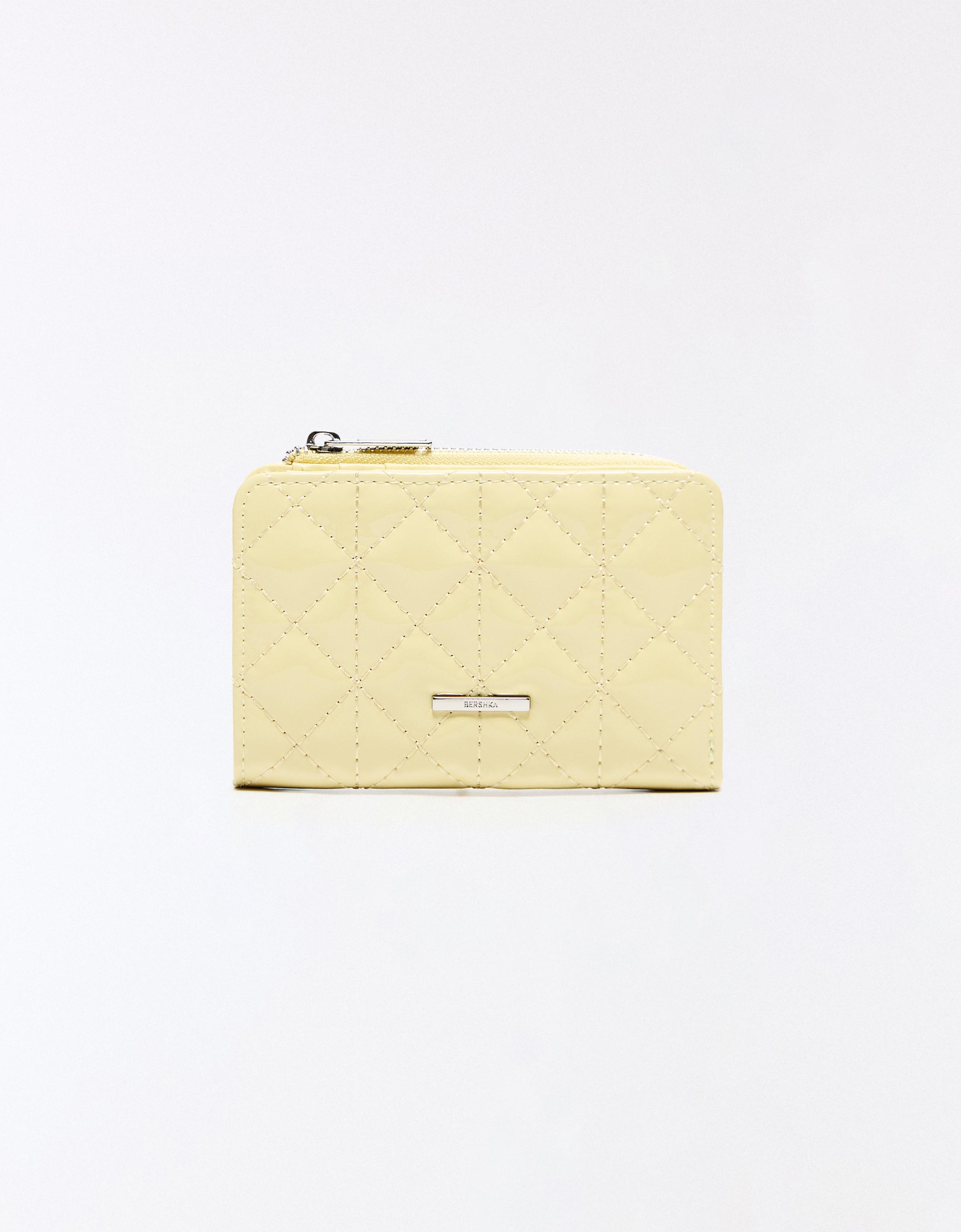 Bershka Geldbörse In Lacklederoptik Damen Gelb