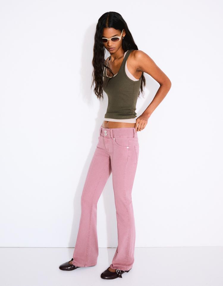 Low waist bootcut jean