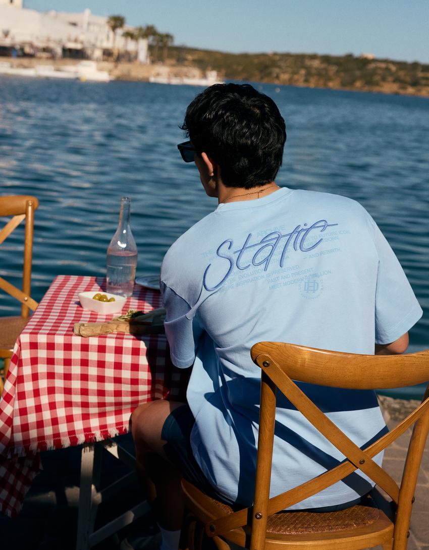 Short sleeve T-shirt with embroidery-Blue