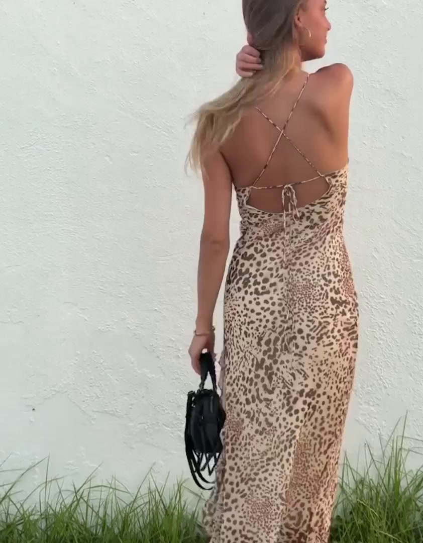 Vestido midi animal print Vestidos y monos Mujer Bershka