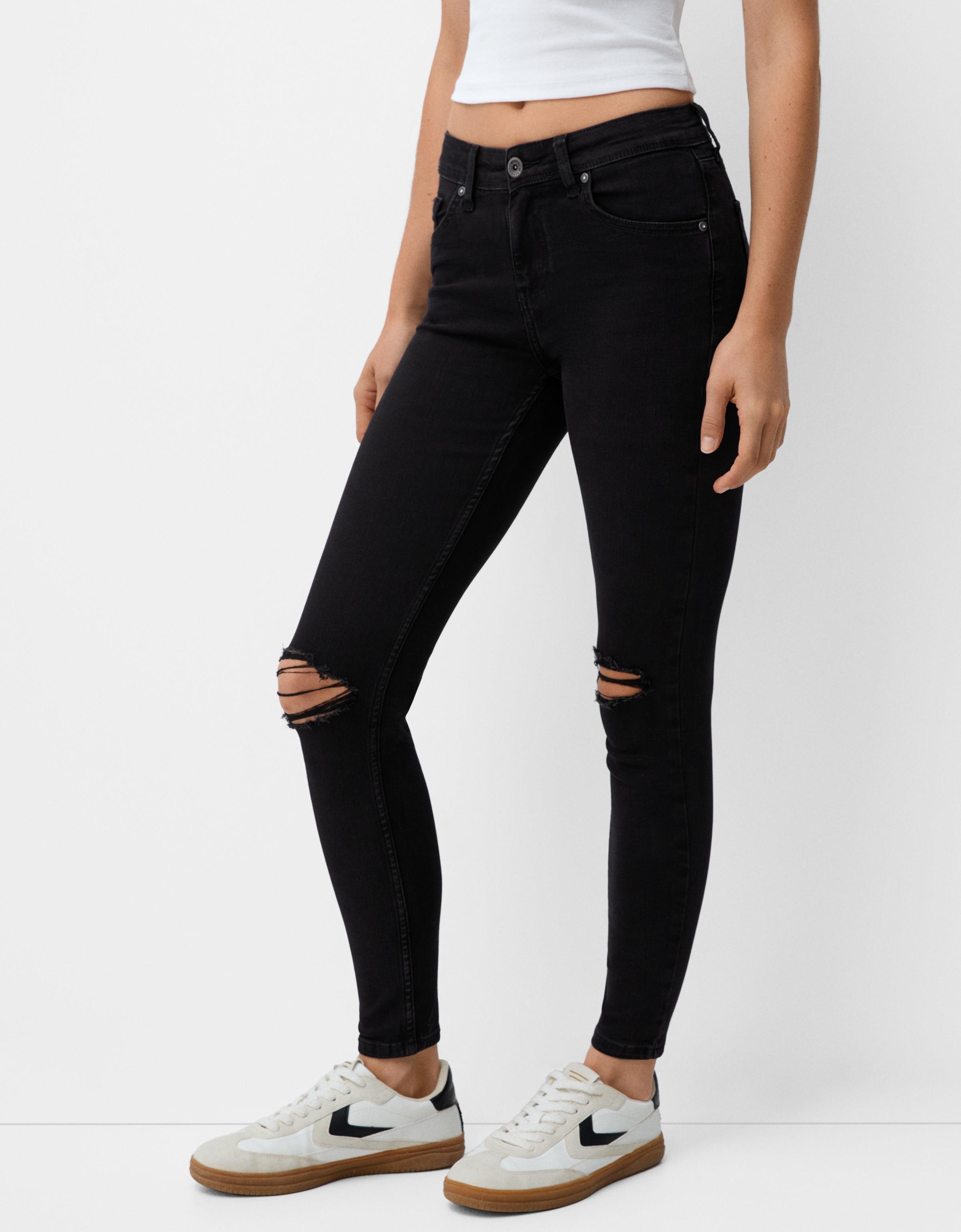 Bershka Skinny-Jeans Mit Tiefem Bund Damen 32 Schwarz