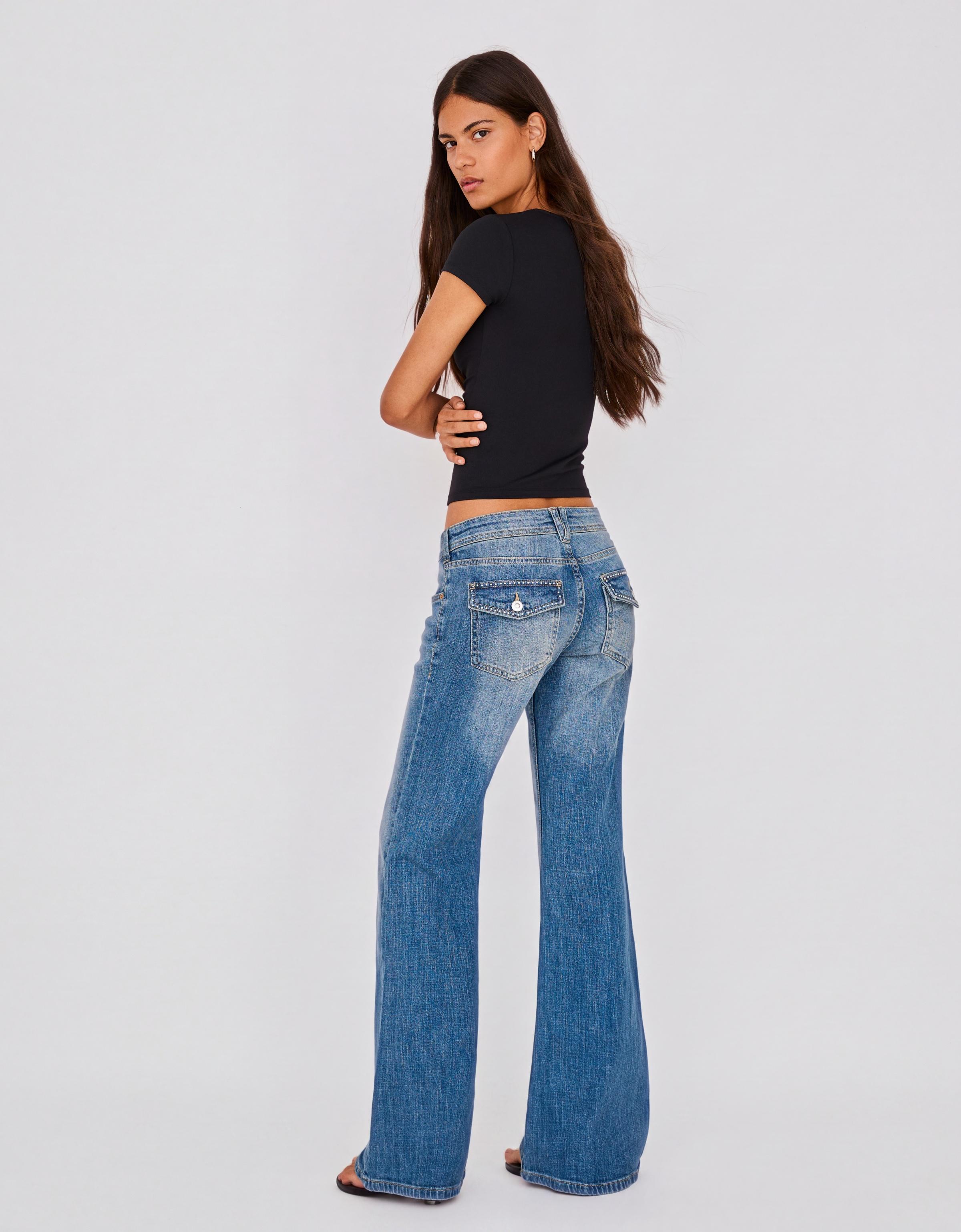 Low-rise embroidered flared jeans — Light blue