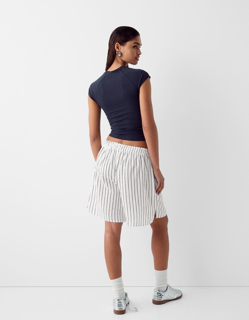 شورت برمودا مخطط-أبيض-2