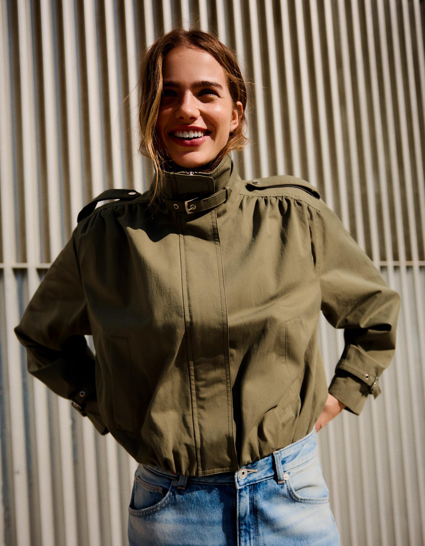 Bershka Cazadora Hebillas Frunce Mujer Kaki