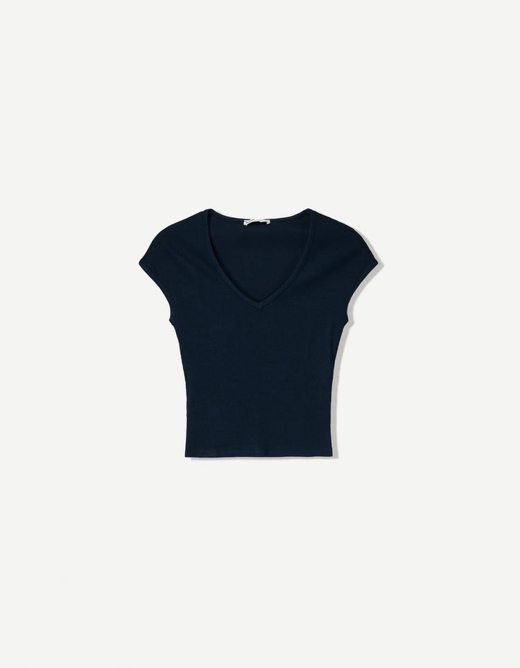 Short sleeve V-neck T-shirt
