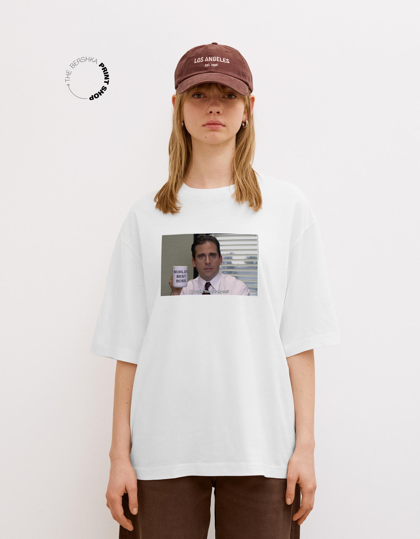 Bershka koszulka the office z krótkim rękawem biały złamany