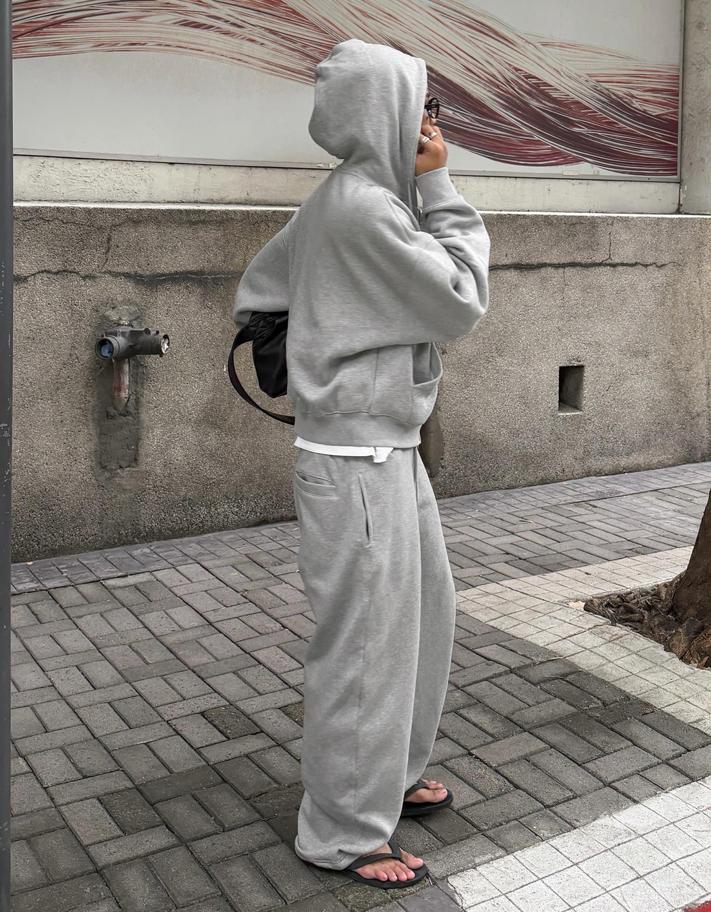Bershka Fermuarlı kapüşonlu sweatshirt görsel 7