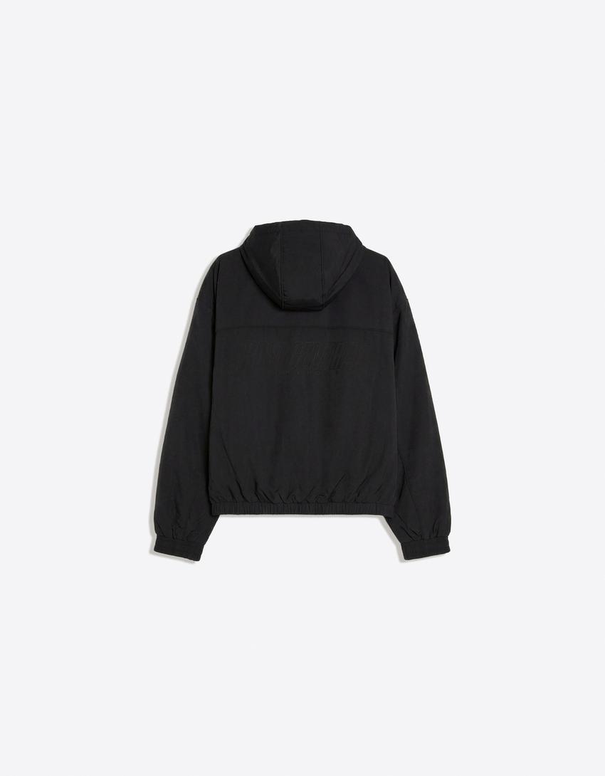 Technische Jacke mit Kapuze-Schwarz
