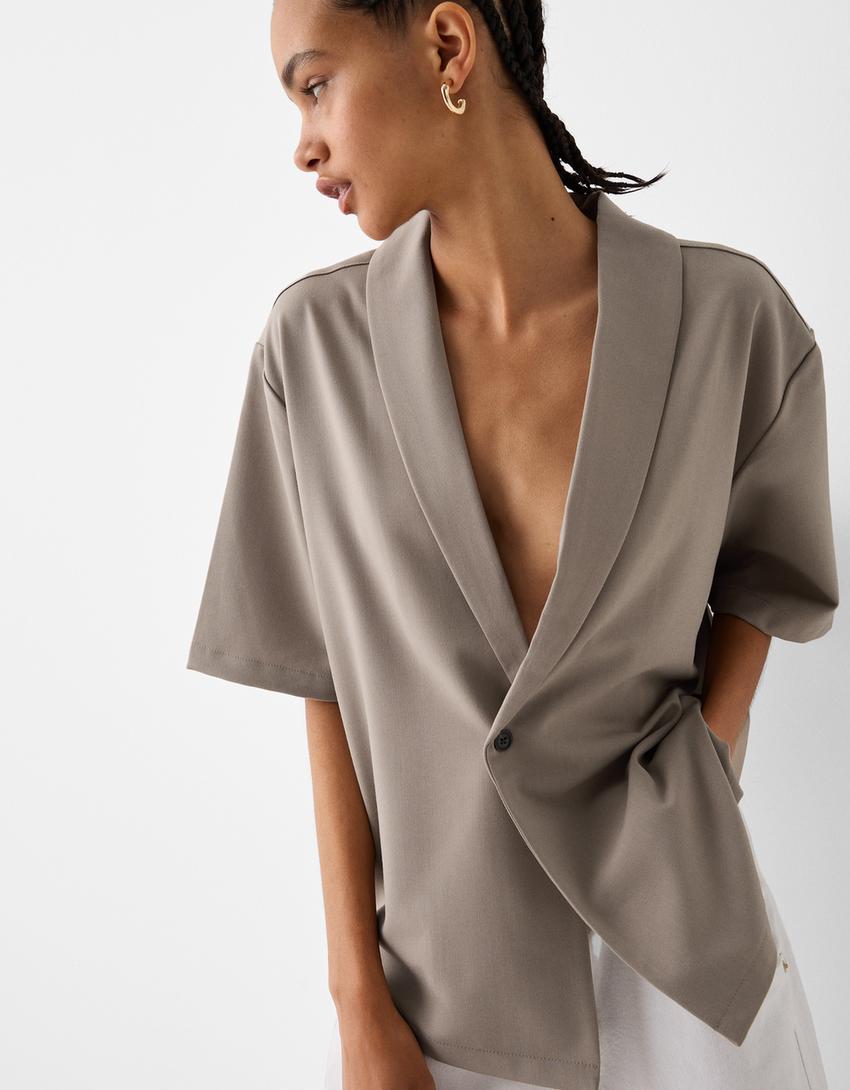 Вталена квадратна риза с къс ръкав и прехлупка-Пясъчен цвят-2